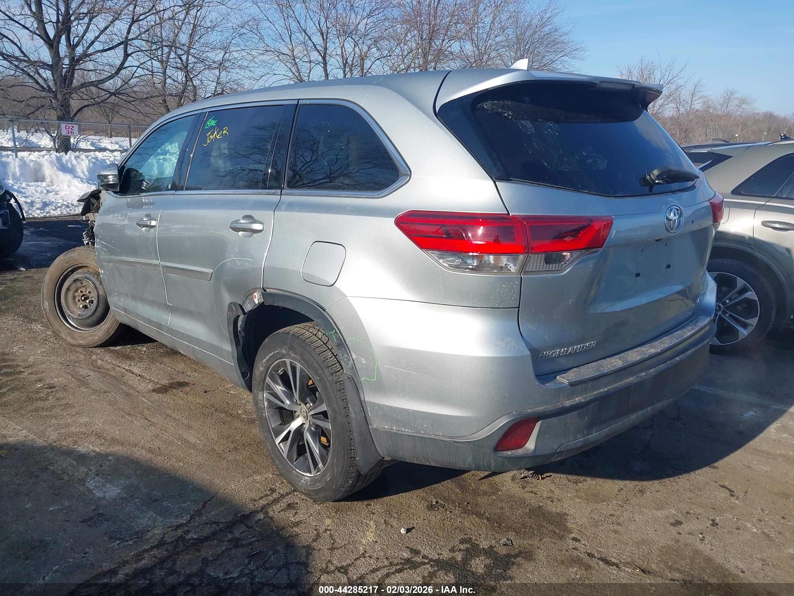 TOYOTA HIGHLANDER image 3
