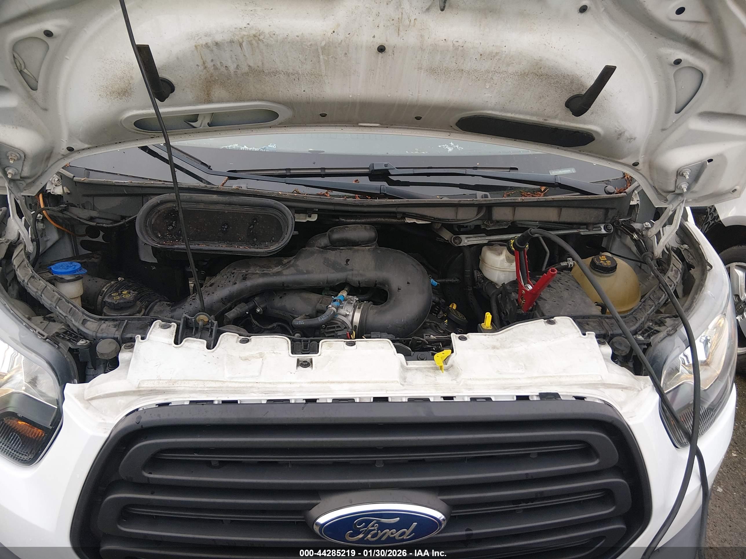 FORD TRANSIT-250 image 10