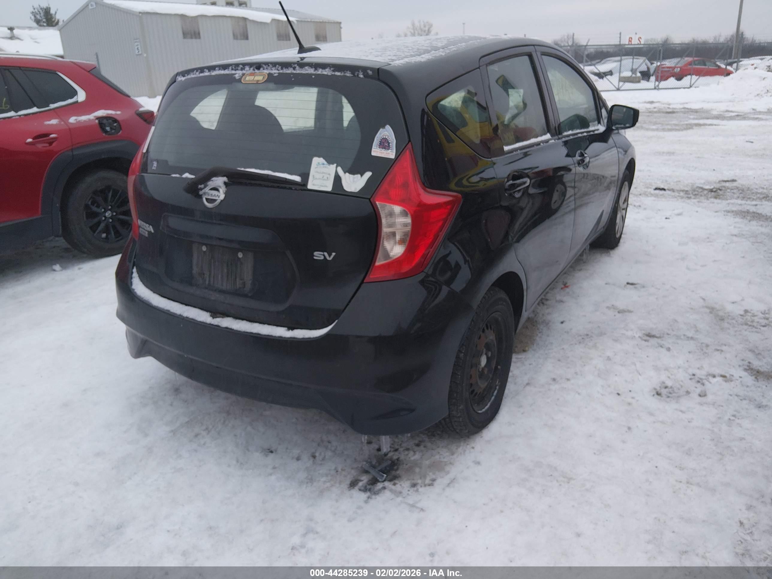 NISSAN VERSA image 4