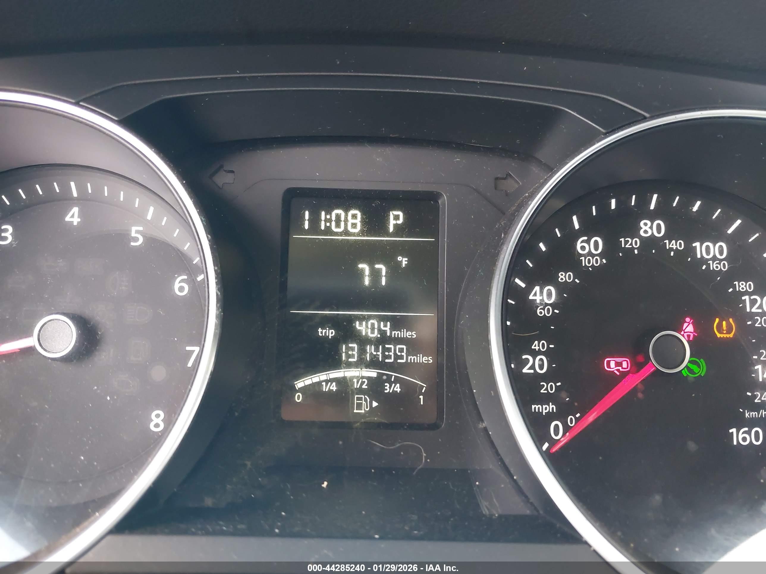 VOLKSWAGEN JETTA image 7