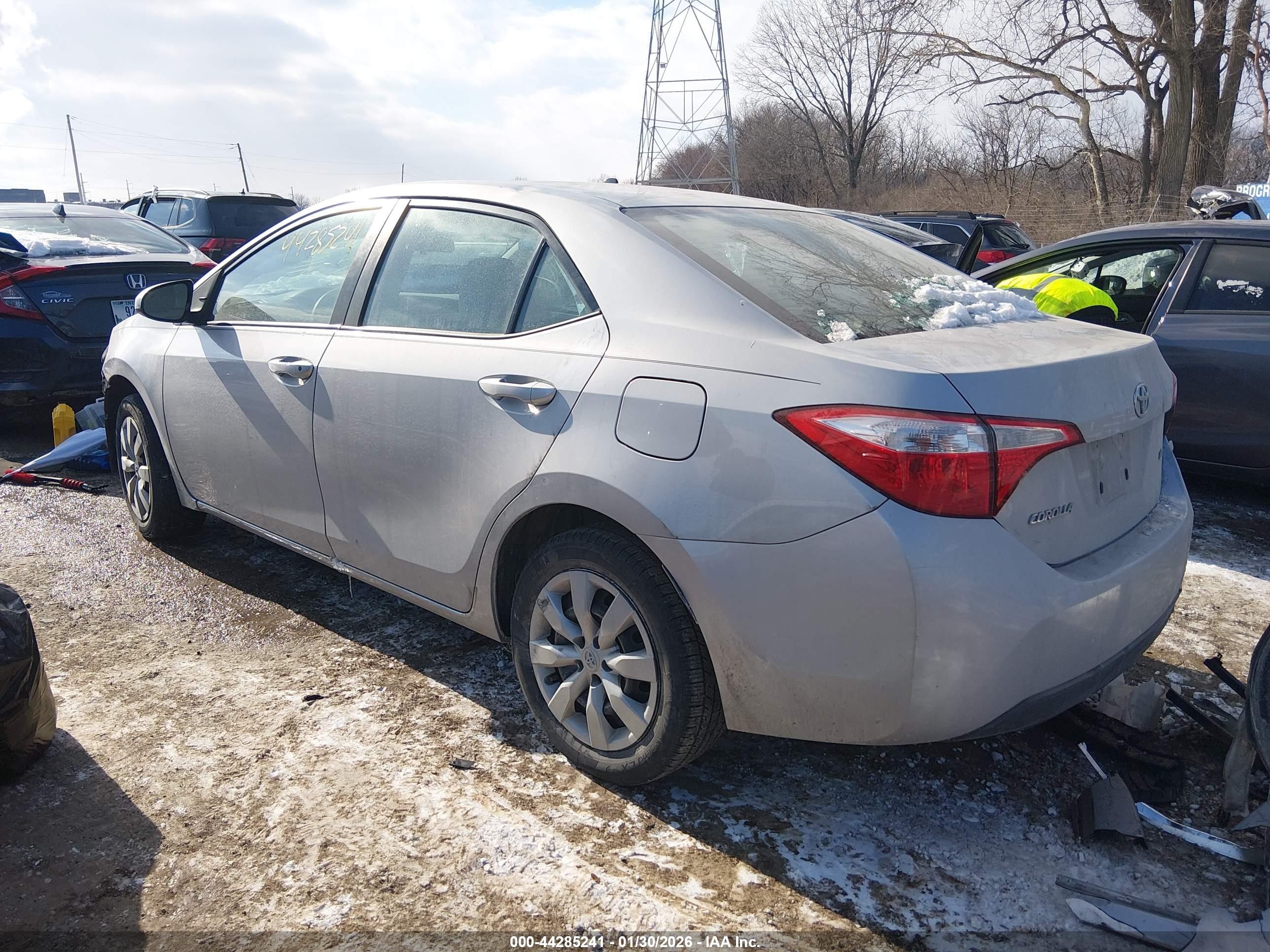 TOYOTA COROLLA image 3