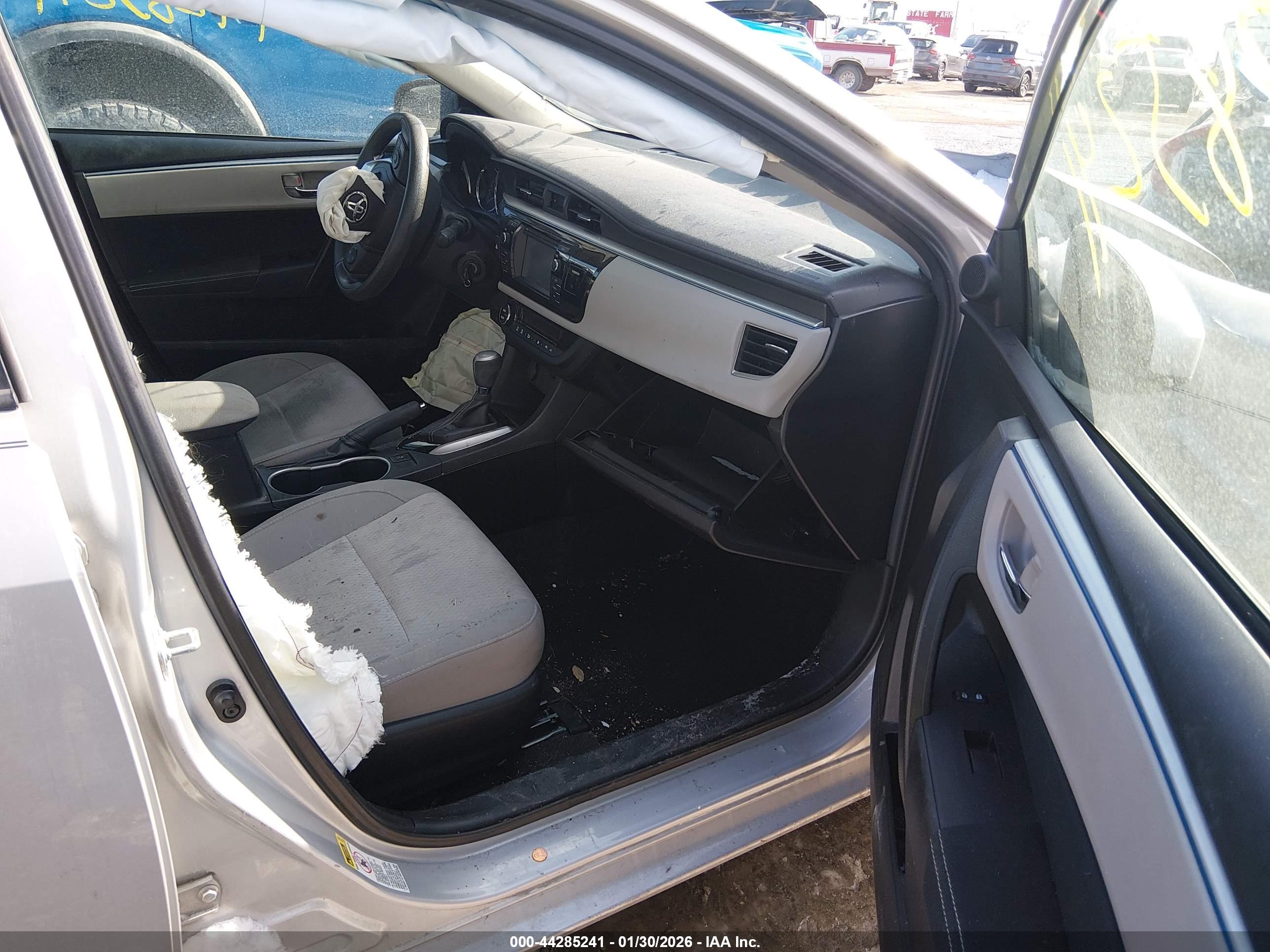 TOYOTA COROLLA image 5