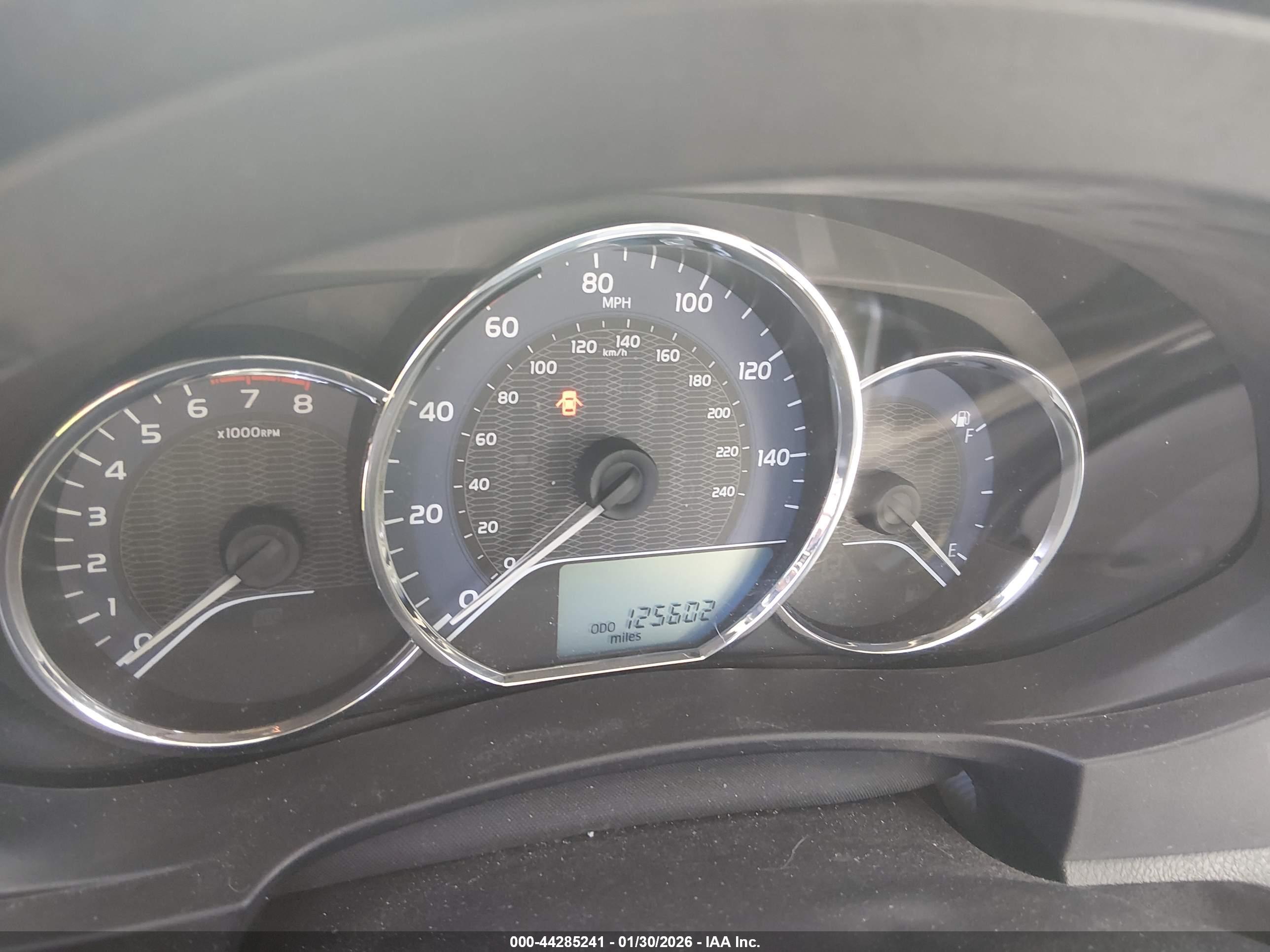 TOYOTA COROLLA image 7