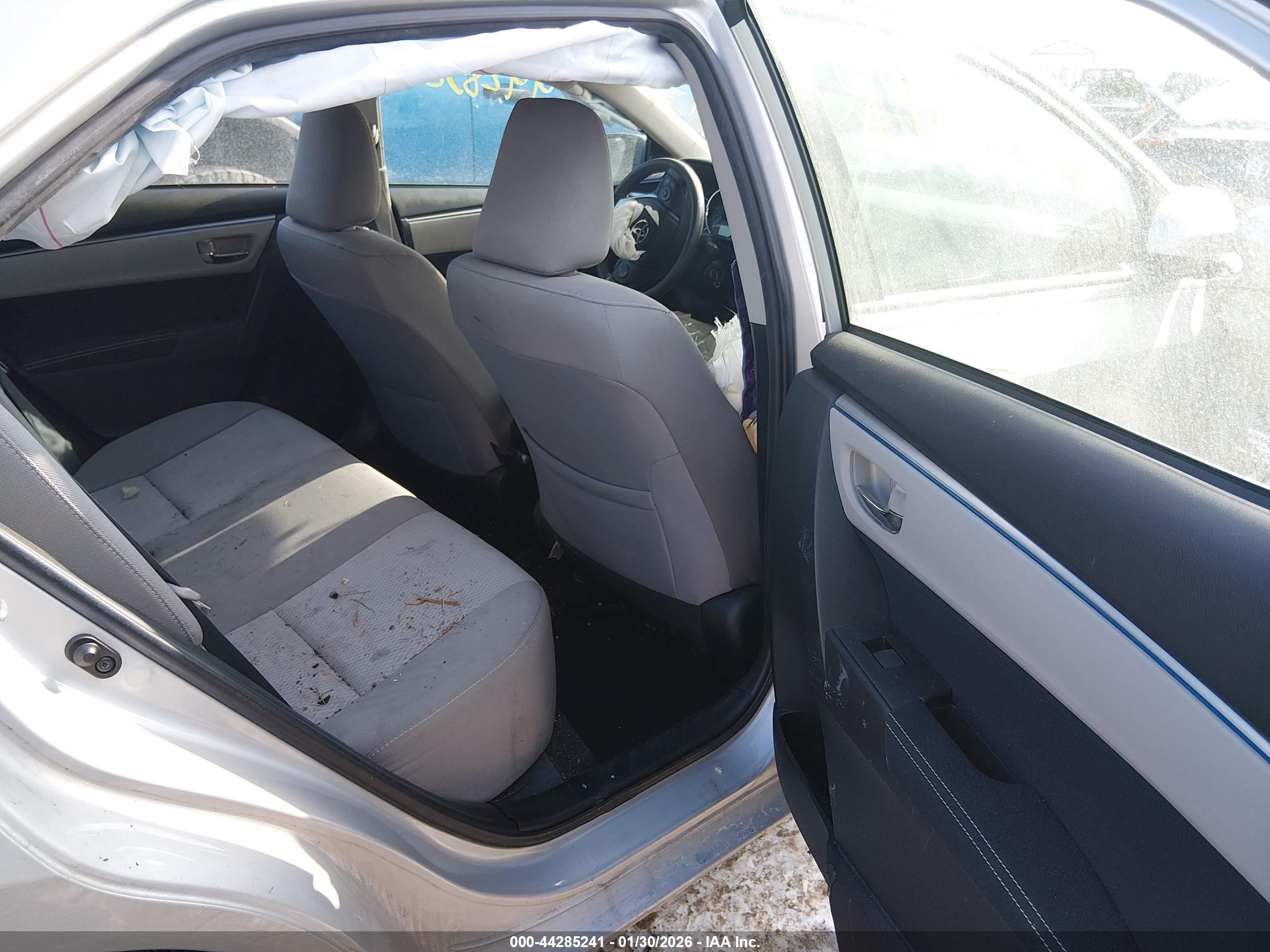 TOYOTA COROLLA image 8