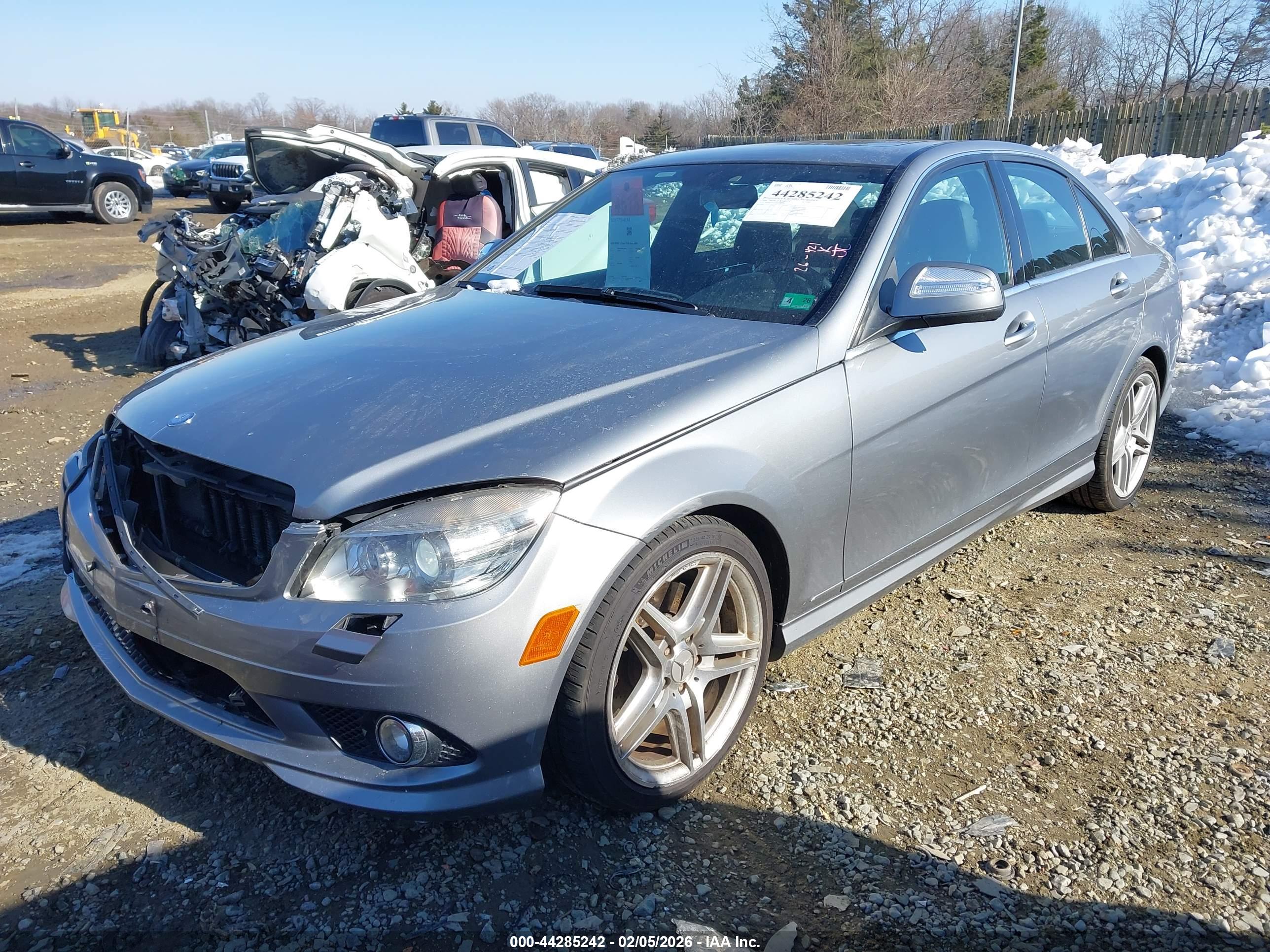 MERCEDES-BENZ C image 2