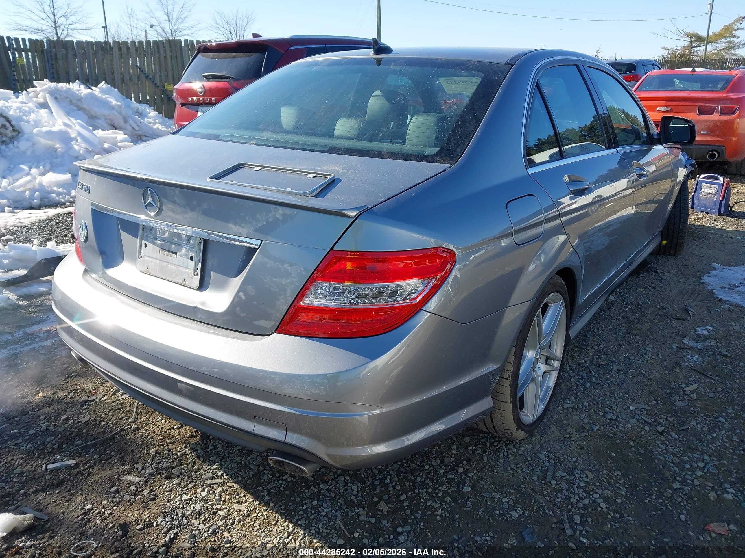 MERCEDES-BENZ C image 4