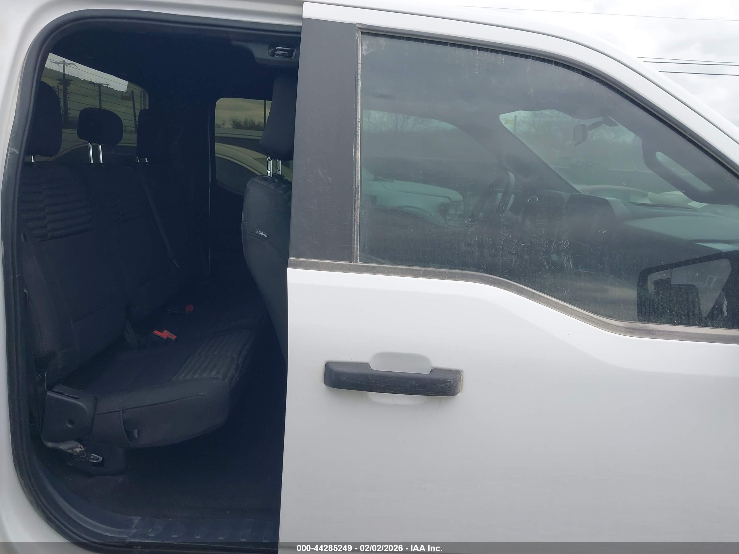 FORD F-150 image 8
