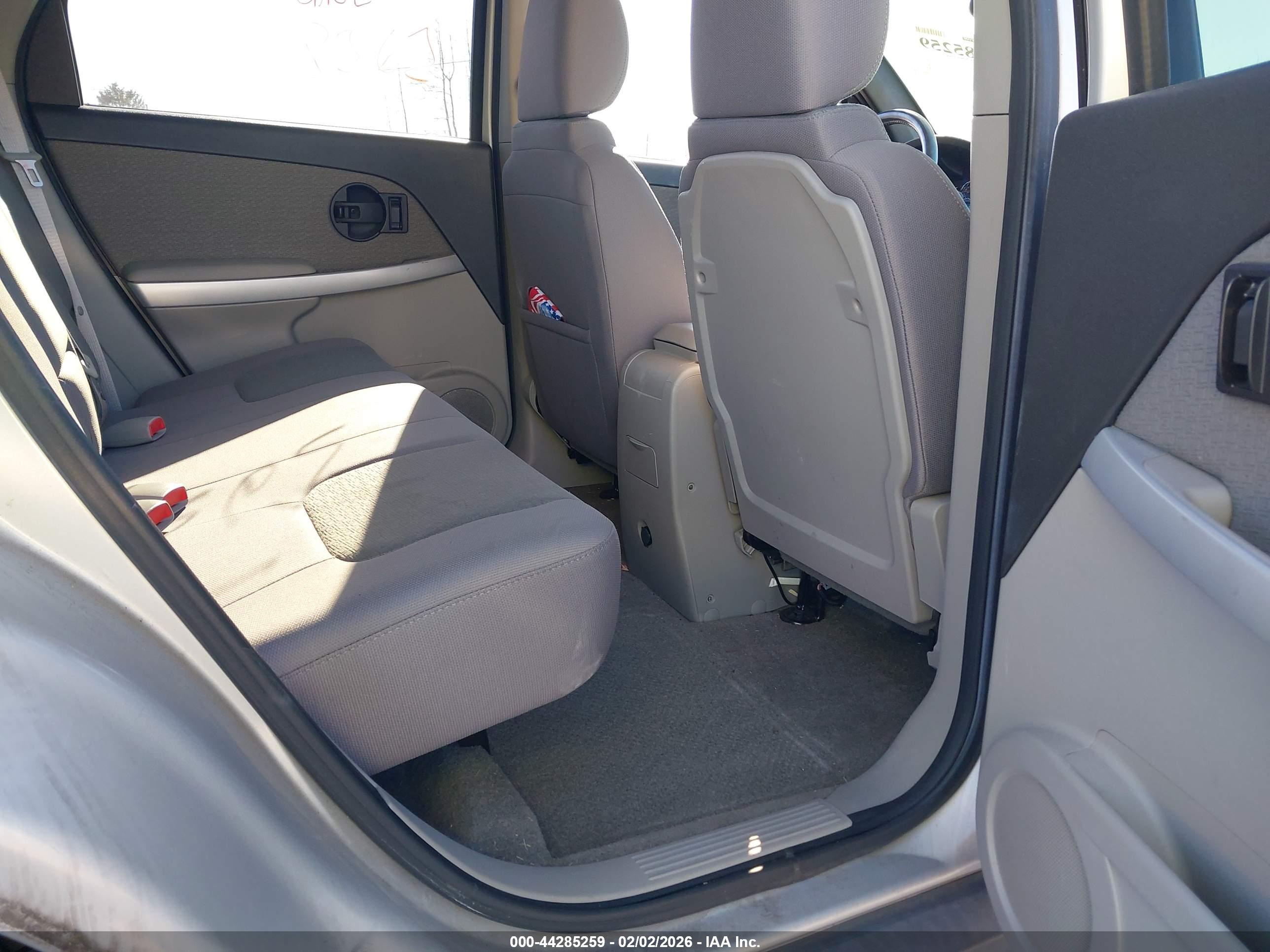 CHEVROLET EQUINOX image 8