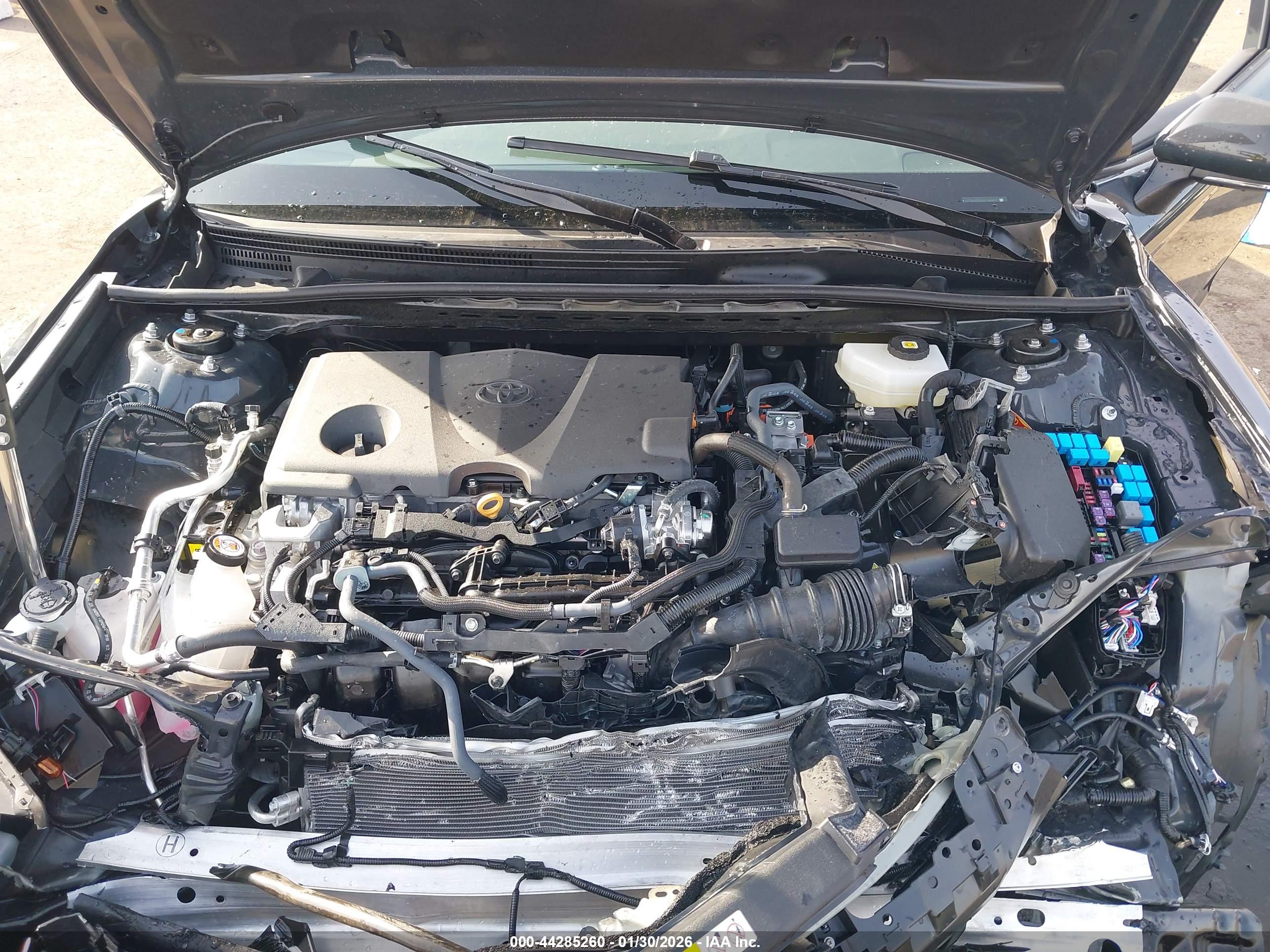 TOYOTA CAMRY image 10