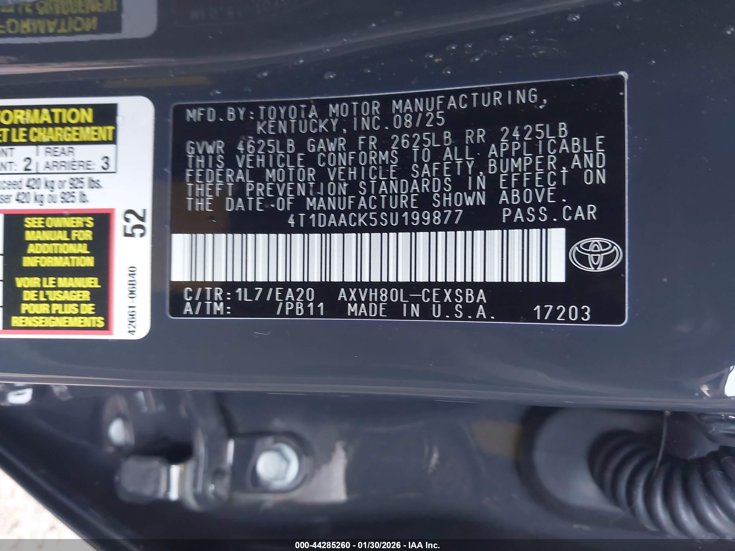 TOYOTA CAMRY image 9