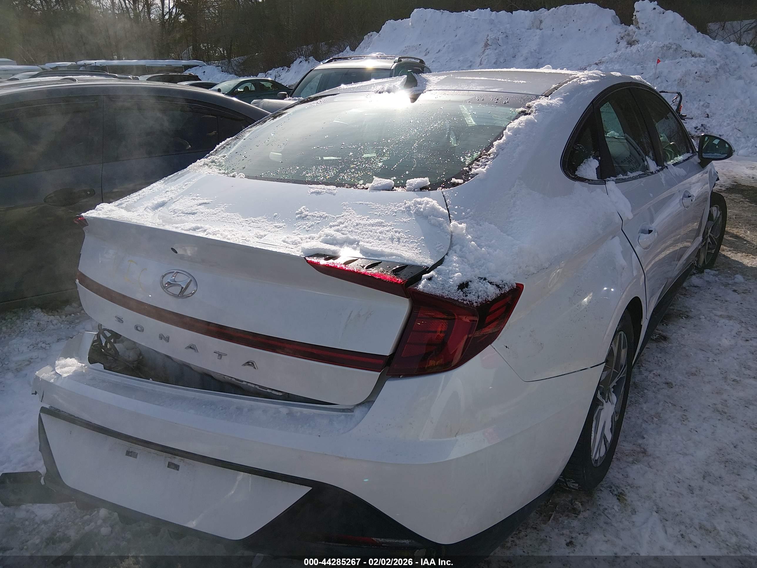 HYUNDAI SONATA image 4