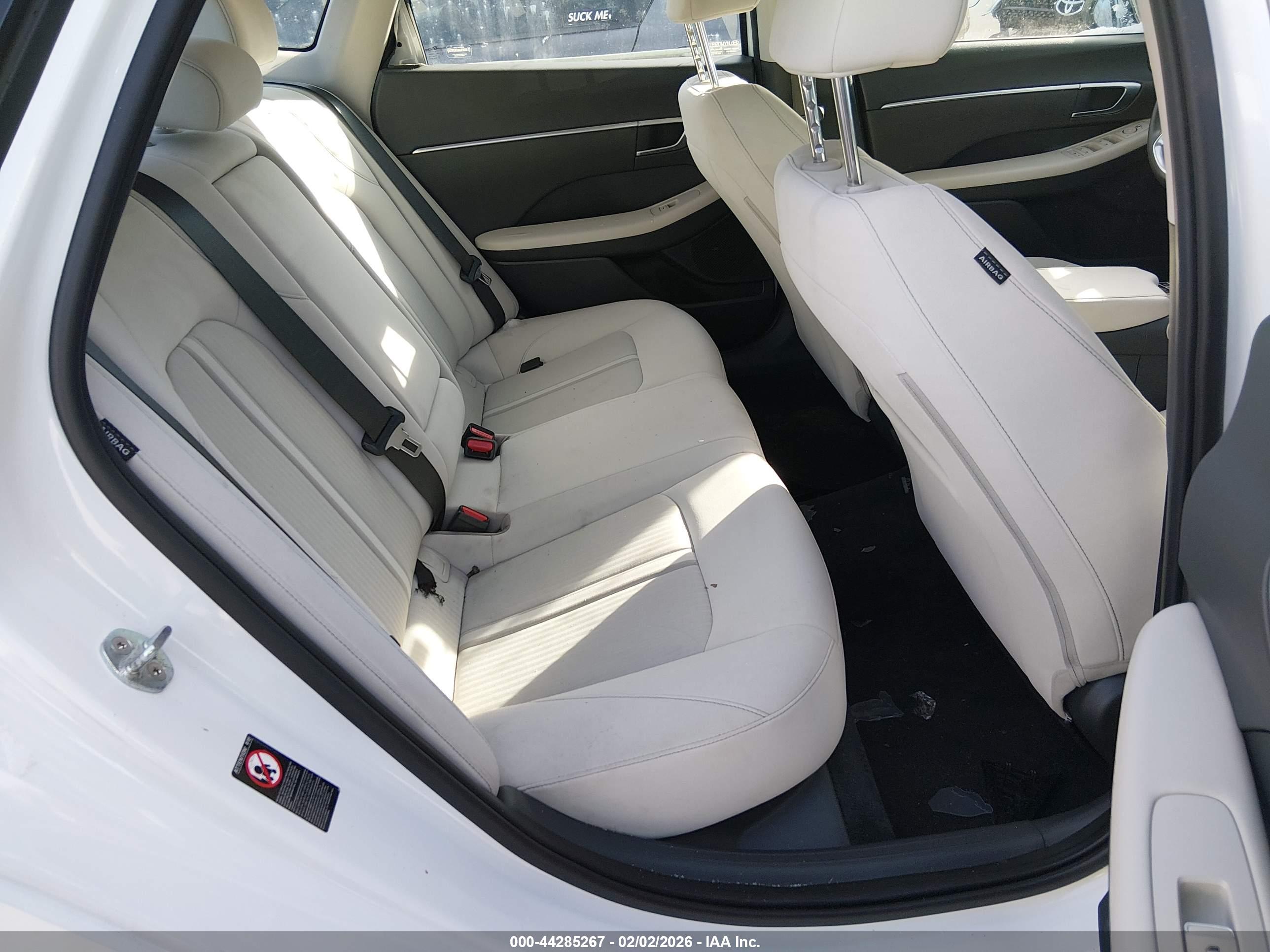 HYUNDAI SONATA image 8