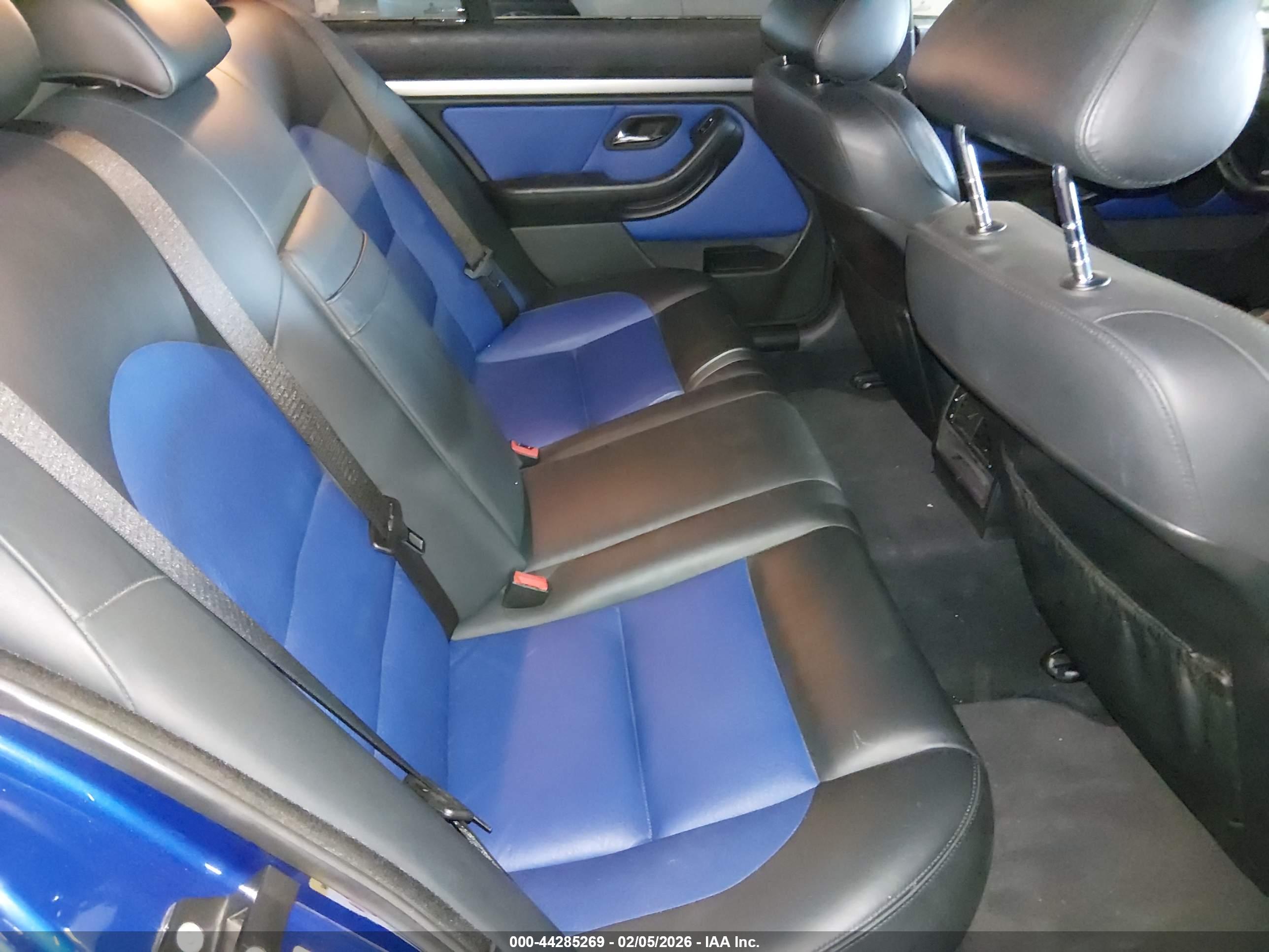 BMW M5 image 8