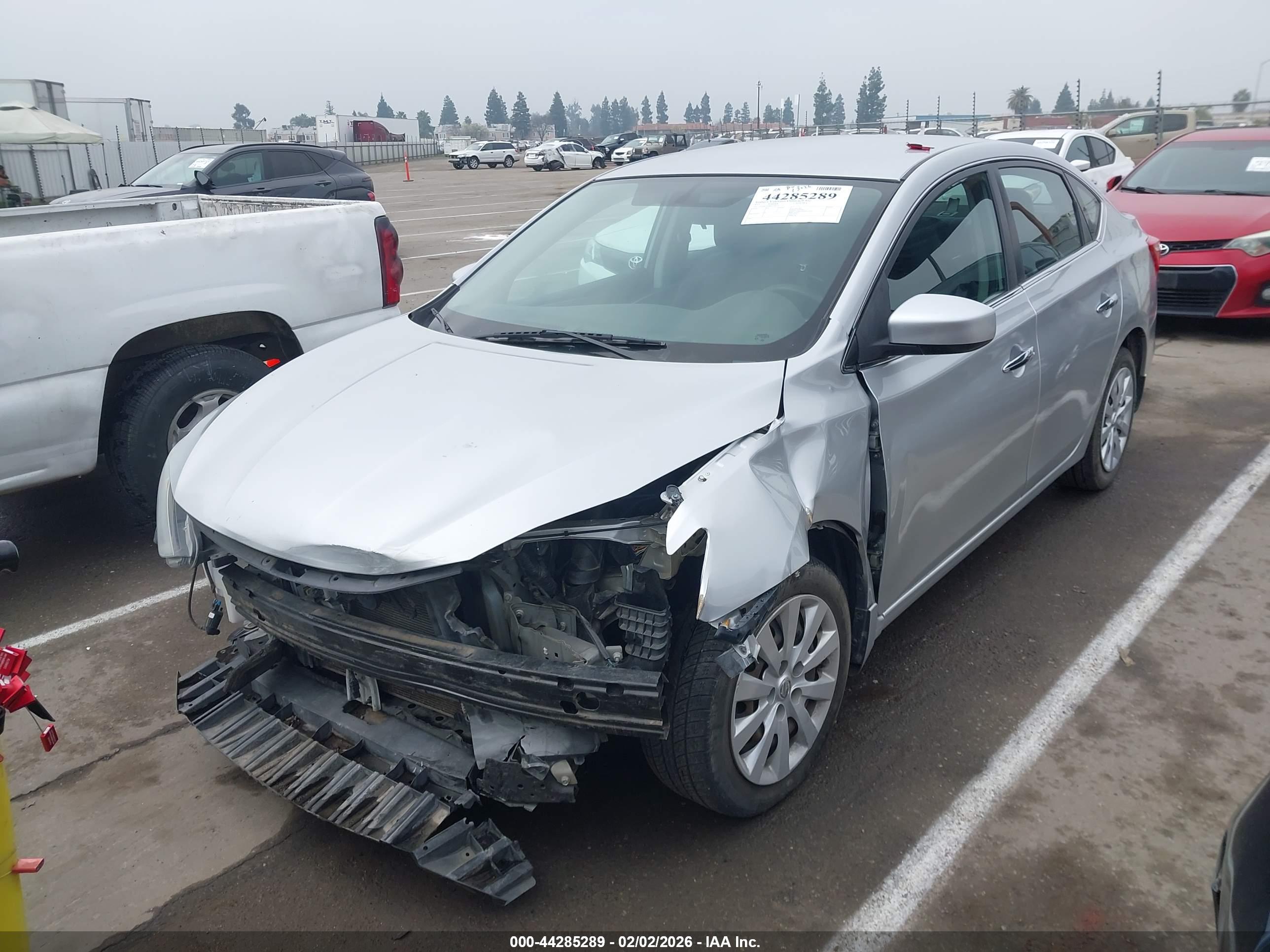 NISSAN SENTRA image 2