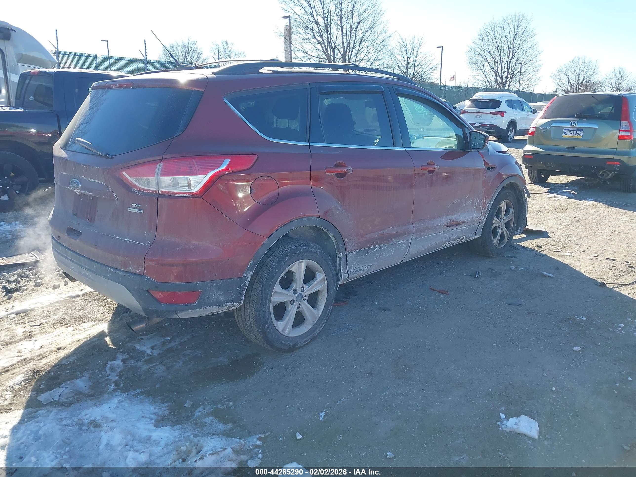 FORD ESCAPE image 4