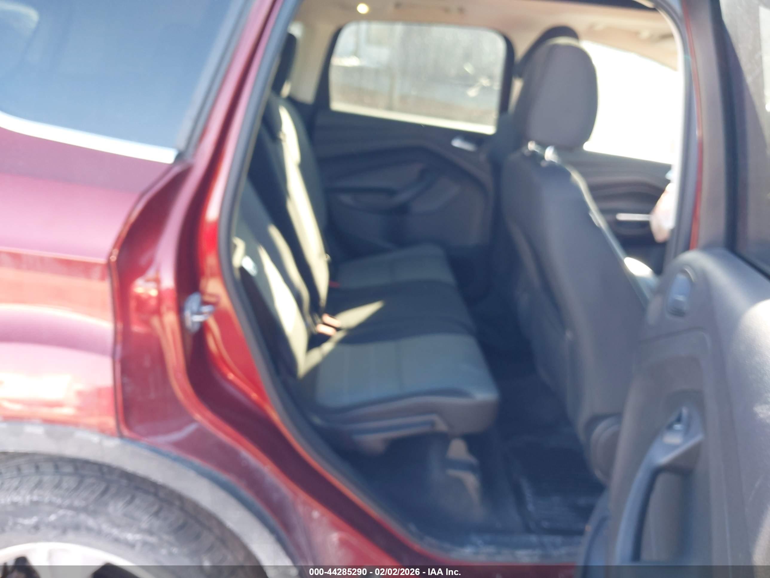 FORD ESCAPE image 8