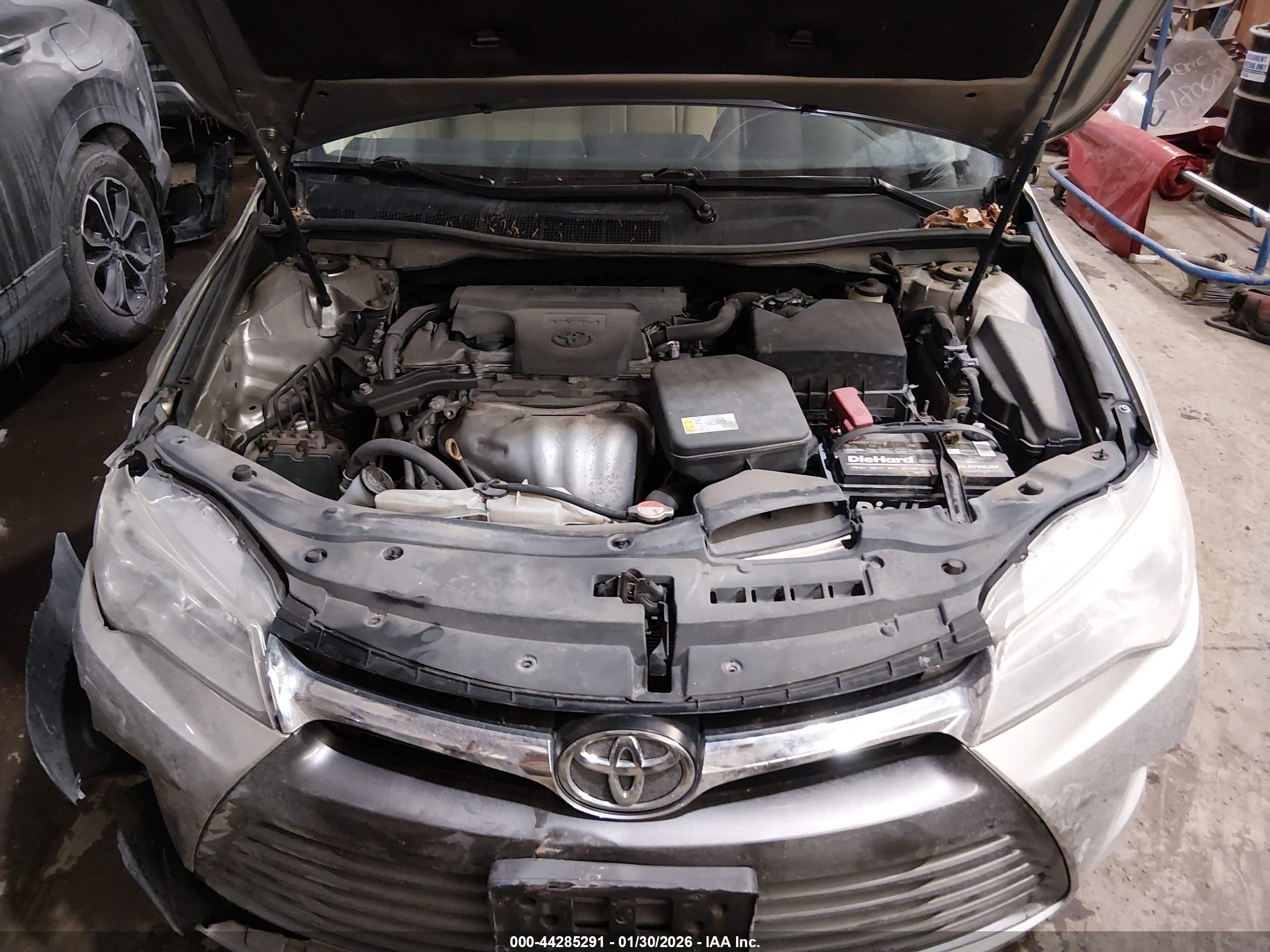 TOYOTA CAMRY image 10