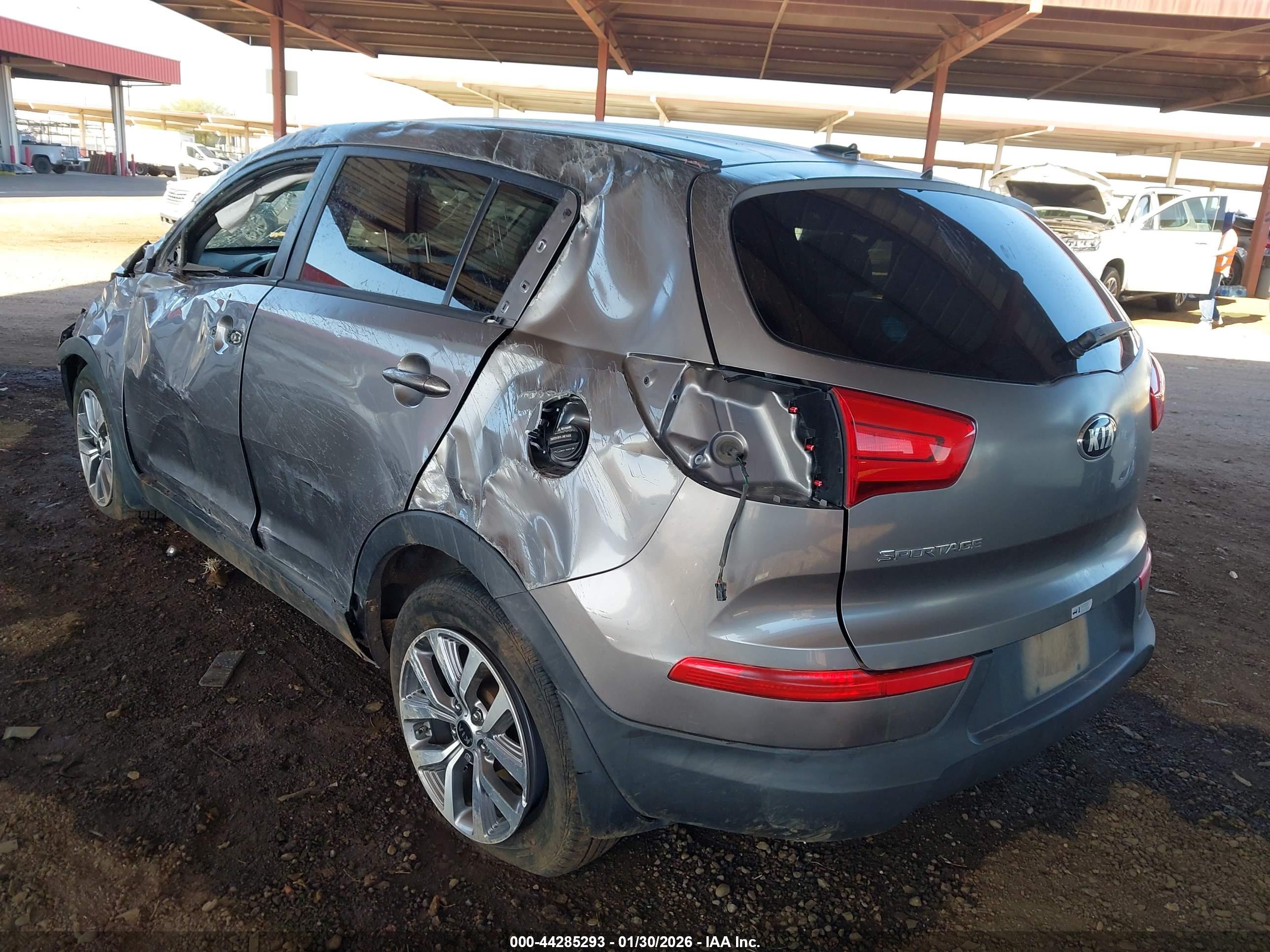 KIA SPORTAGE image 3