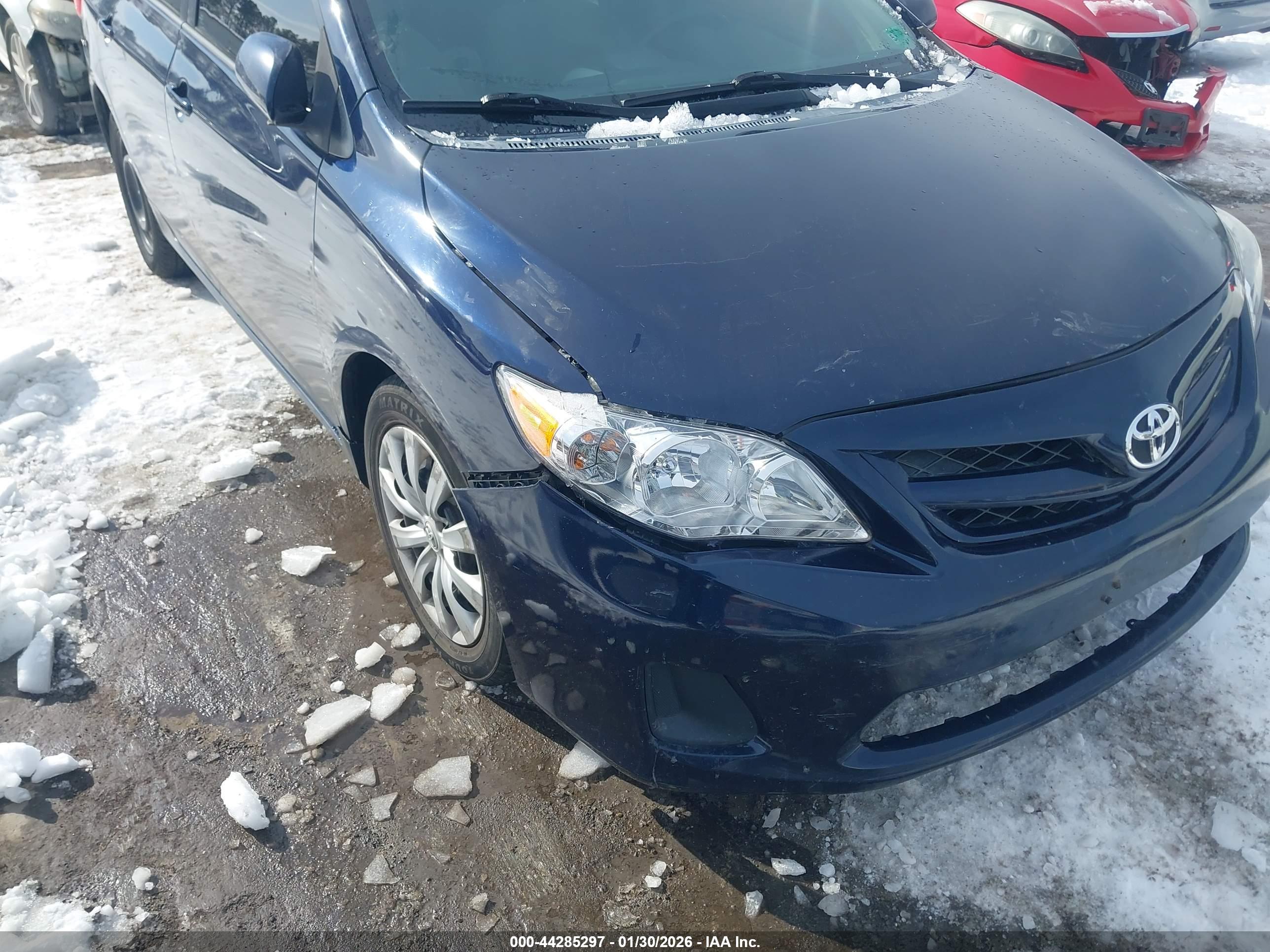 TOYOTA COROLLA image 6