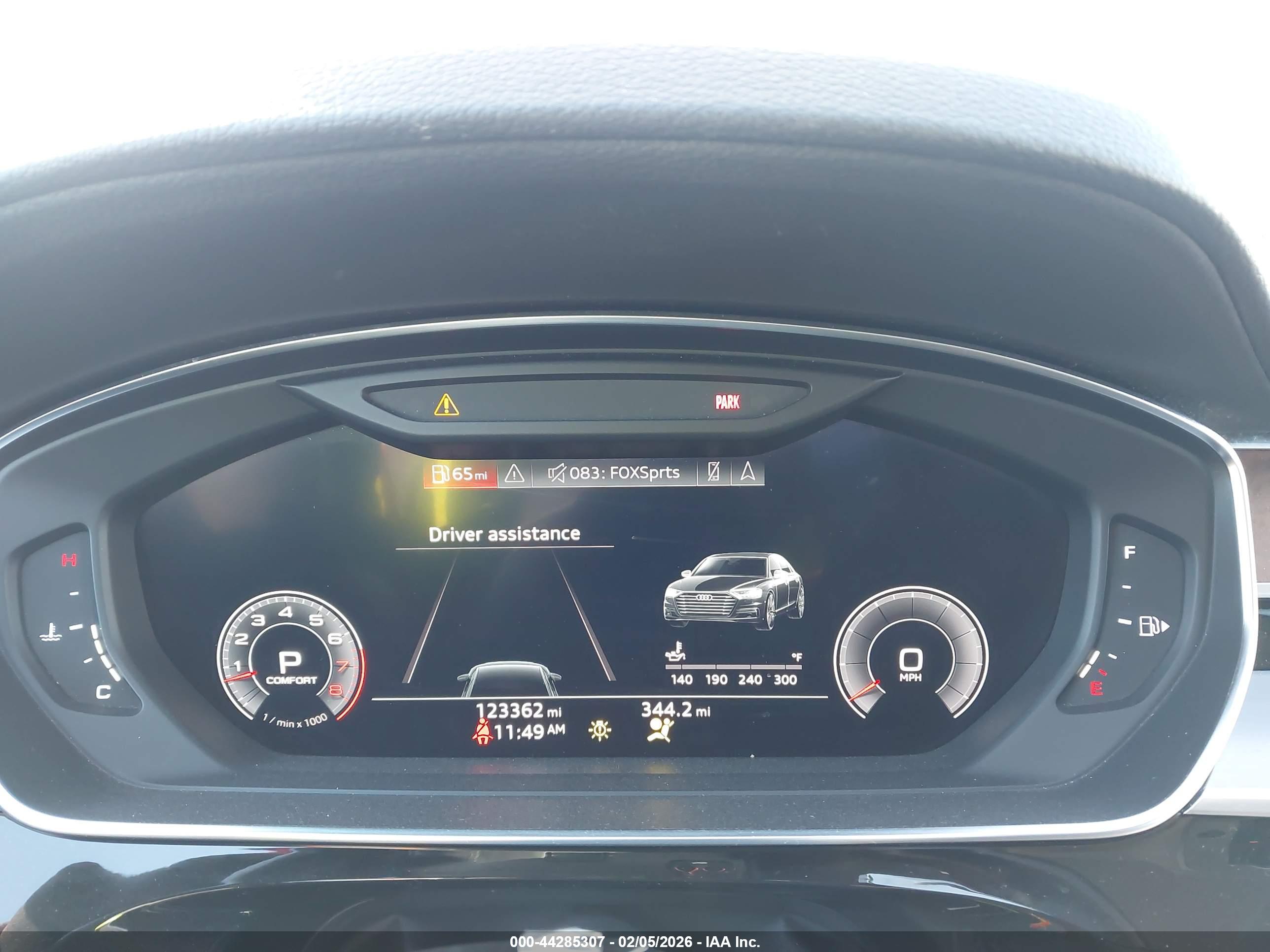 AUDI A8 image 7