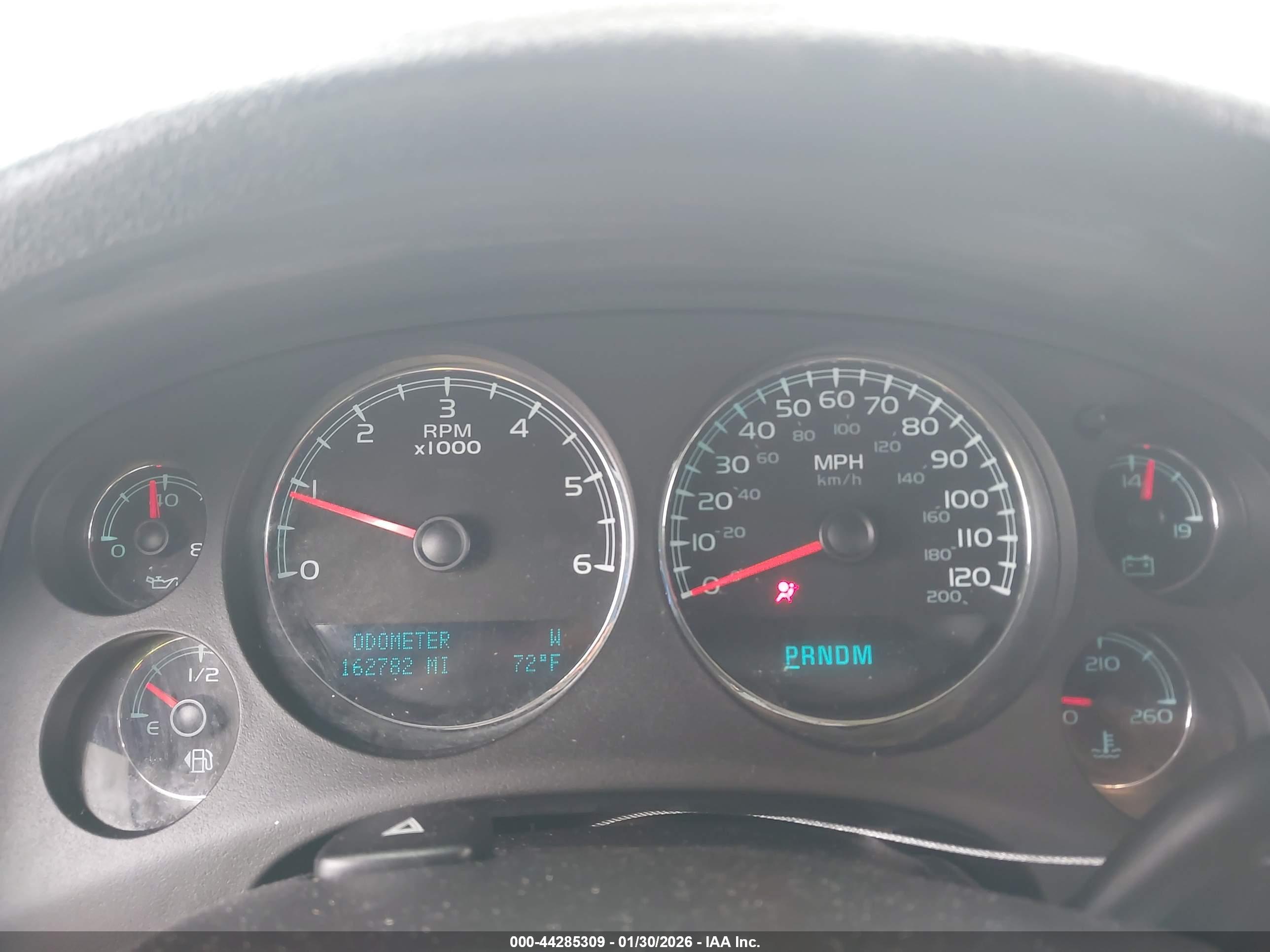 CHEVROLET TAHOE image 7