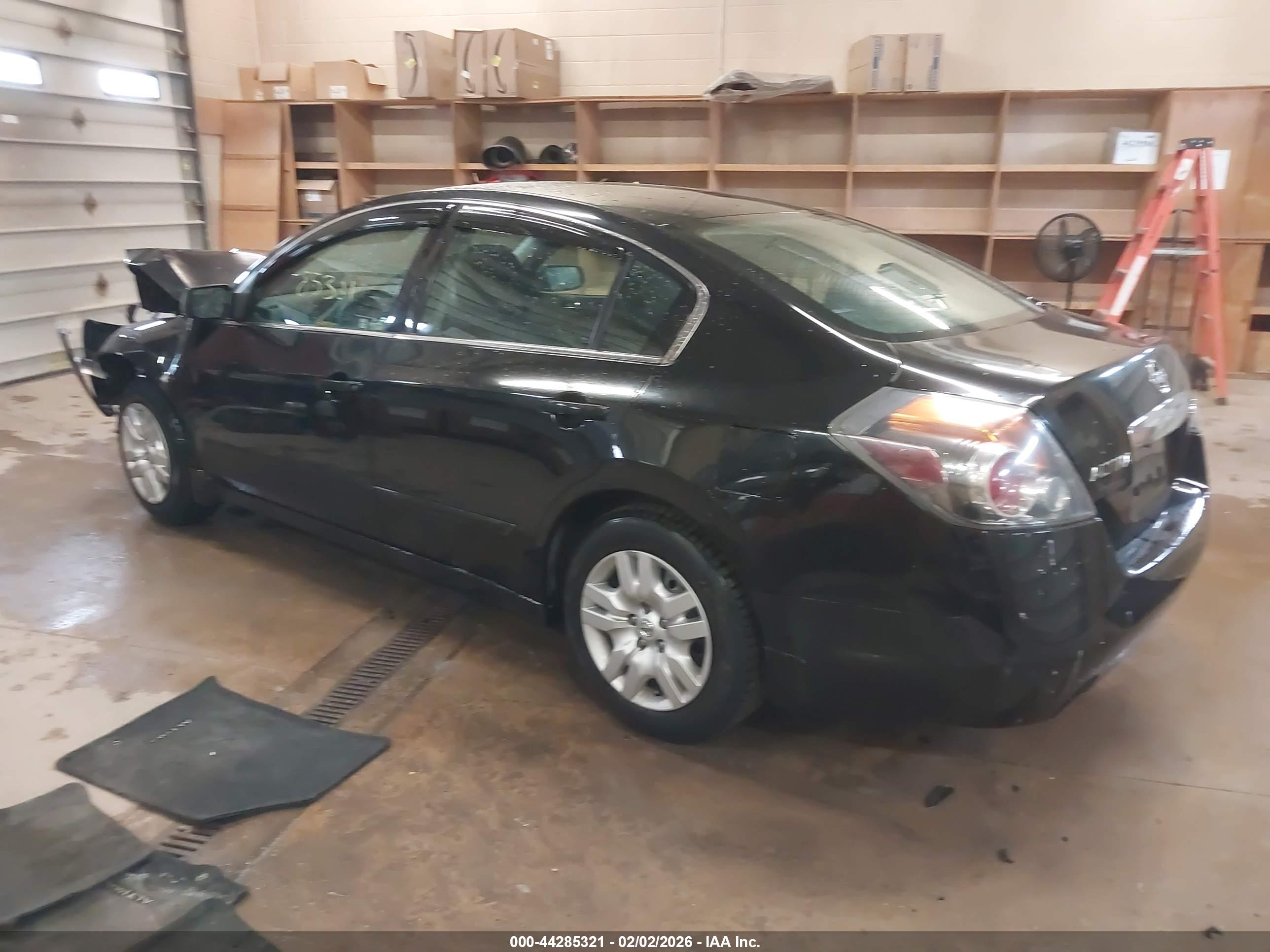 NISSAN ALTIMA image 3