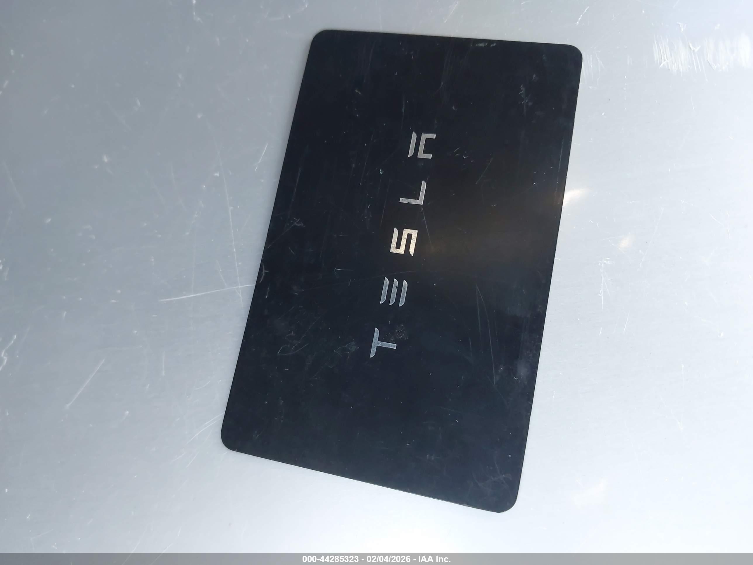 TESLA MODEL image 11