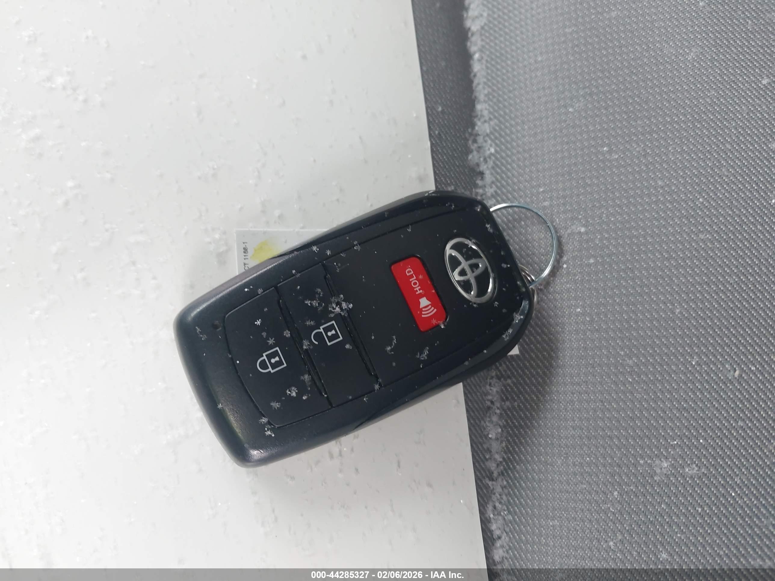 TOYOTA TACOMA image 11