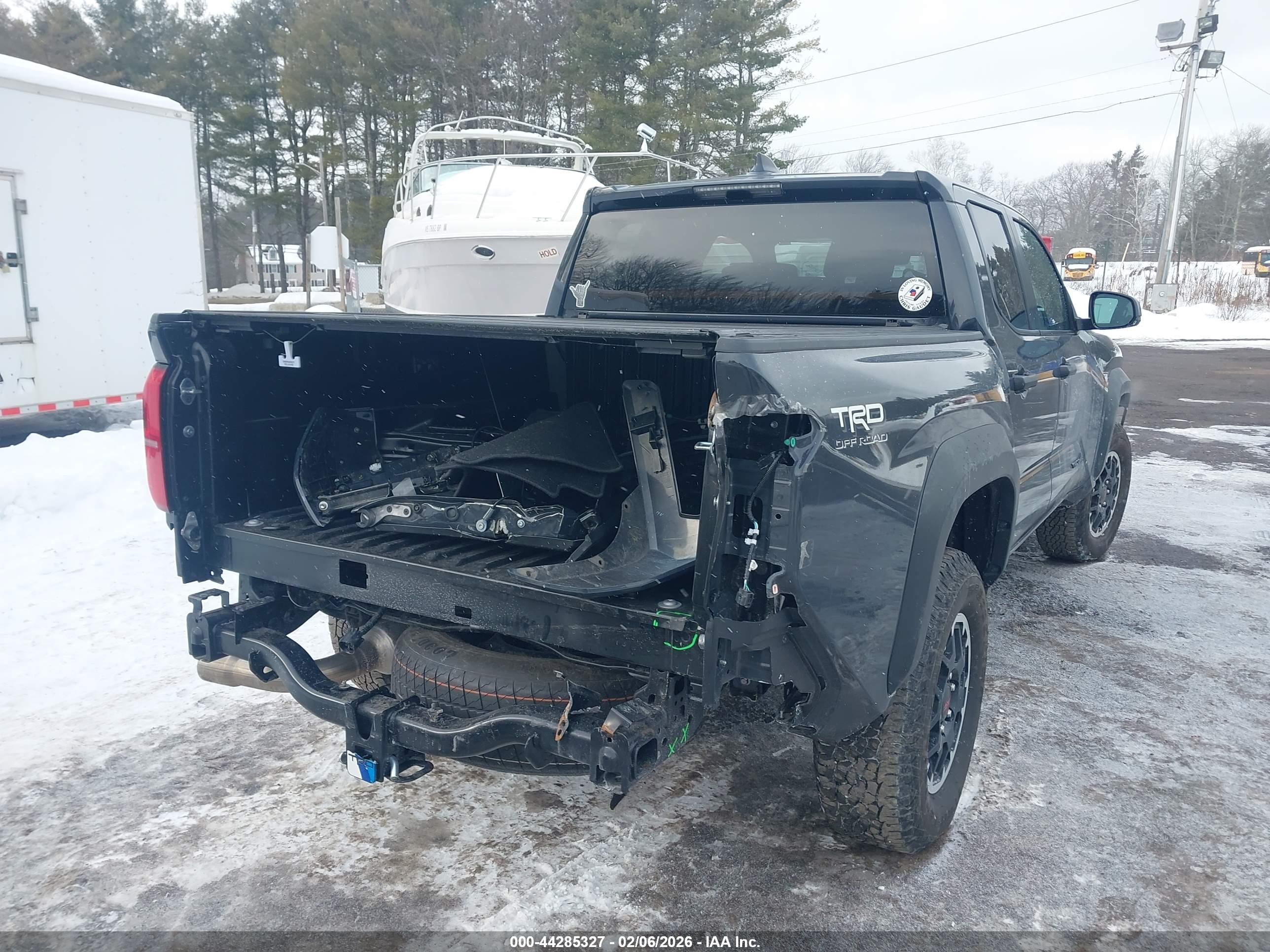 TOYOTA TACOMA image 6