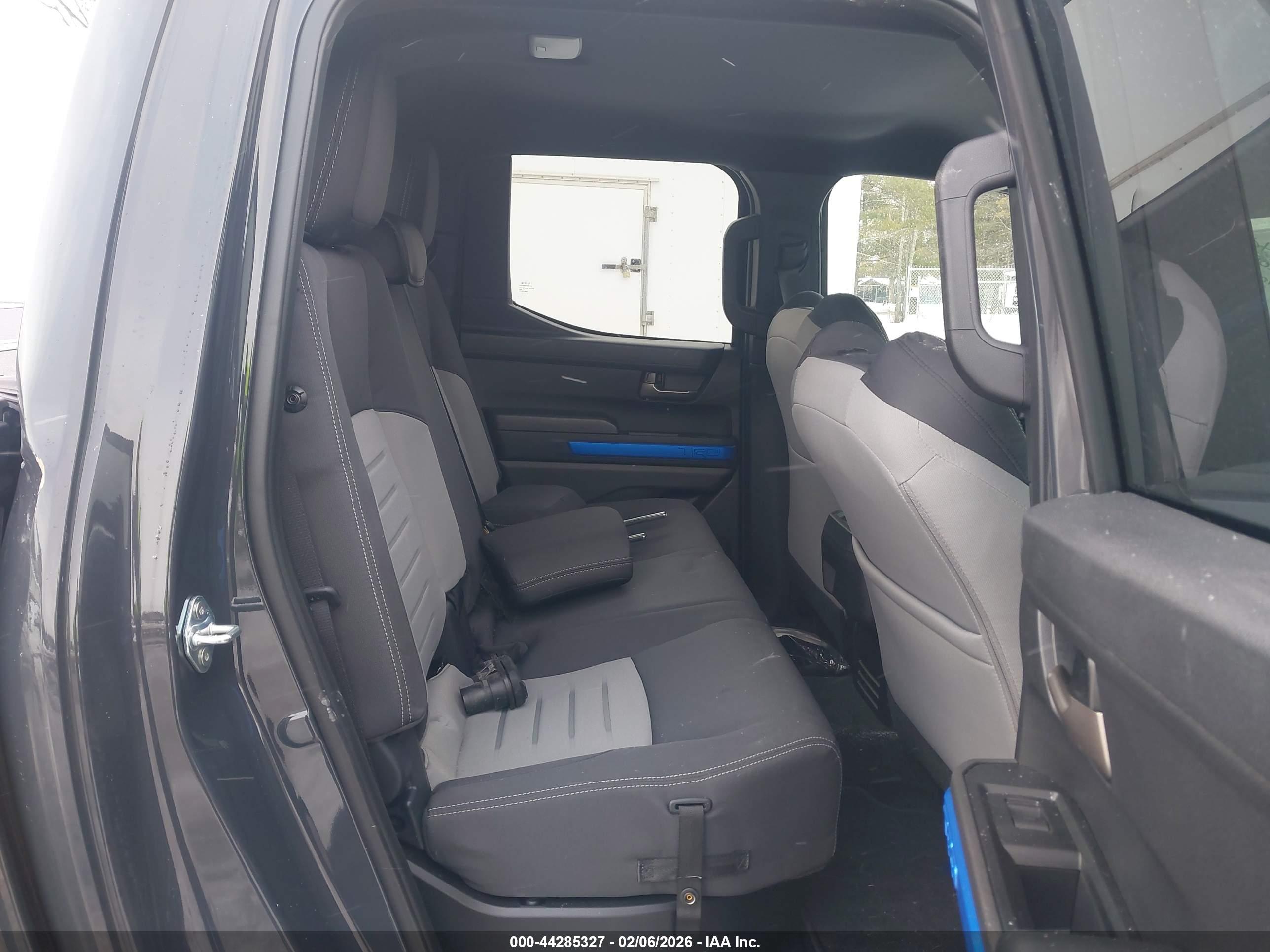 TOYOTA TACOMA image 8
