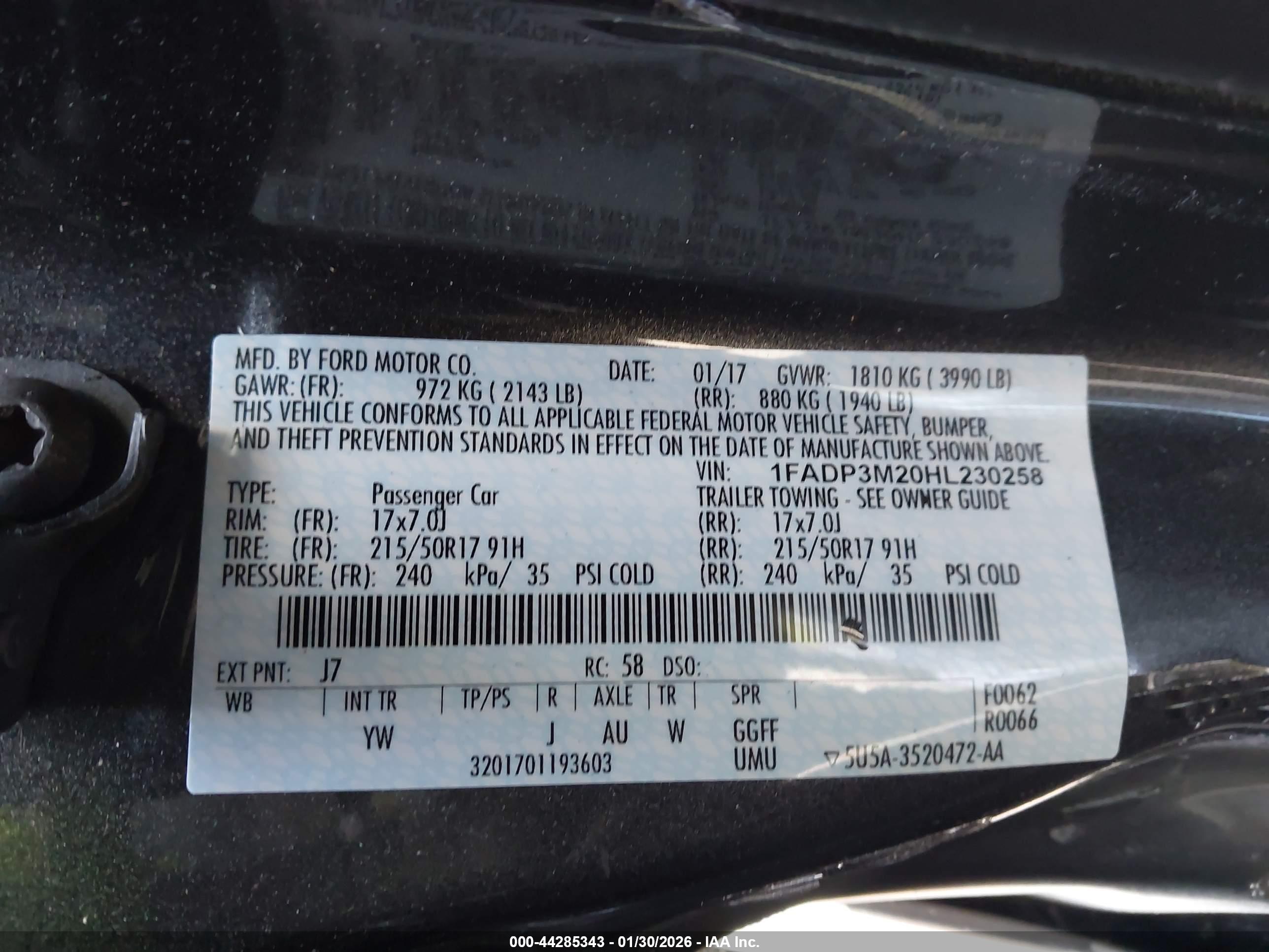 FORD FOCUS image 9