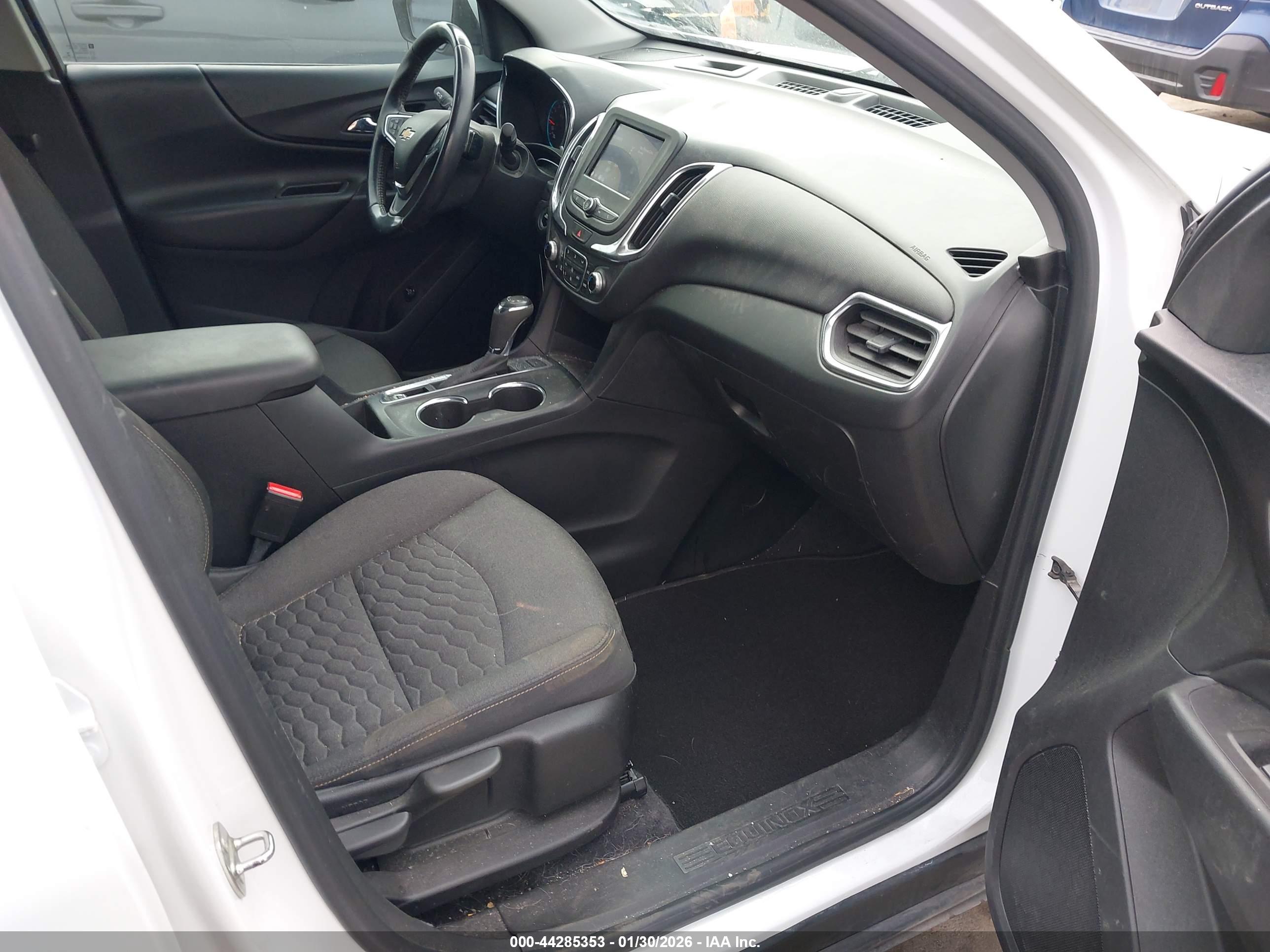 CHEVROLET EQUINOX image 5