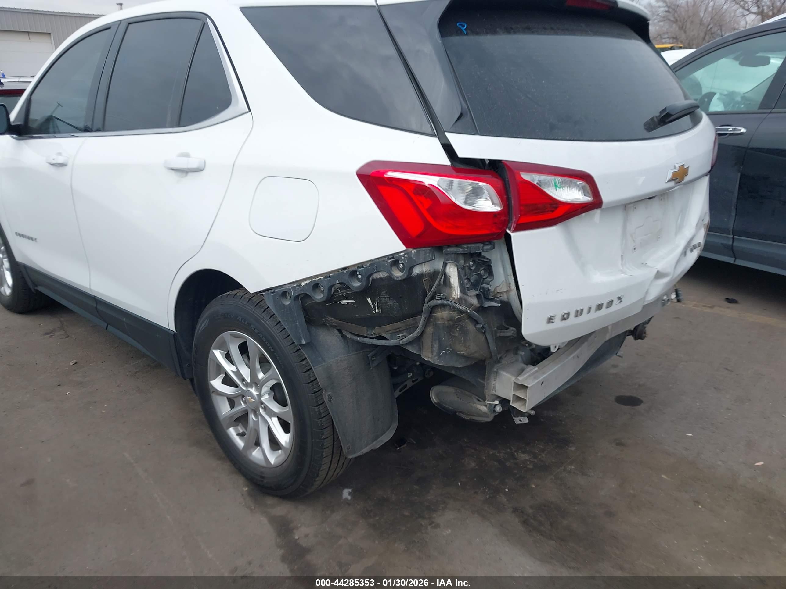 CHEVROLET EQUINOX image 6