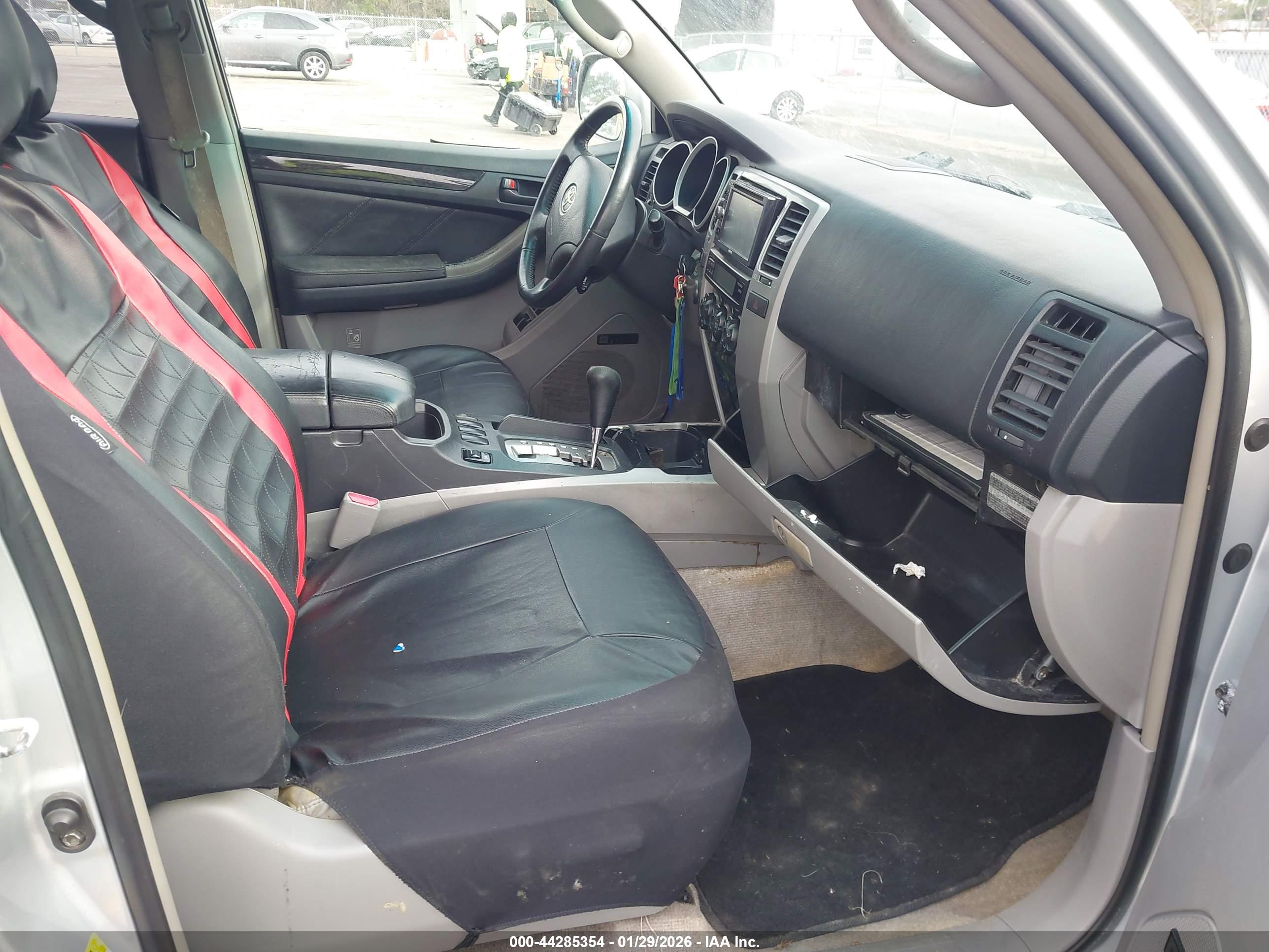 TOYOTA 4RUNNER image 5