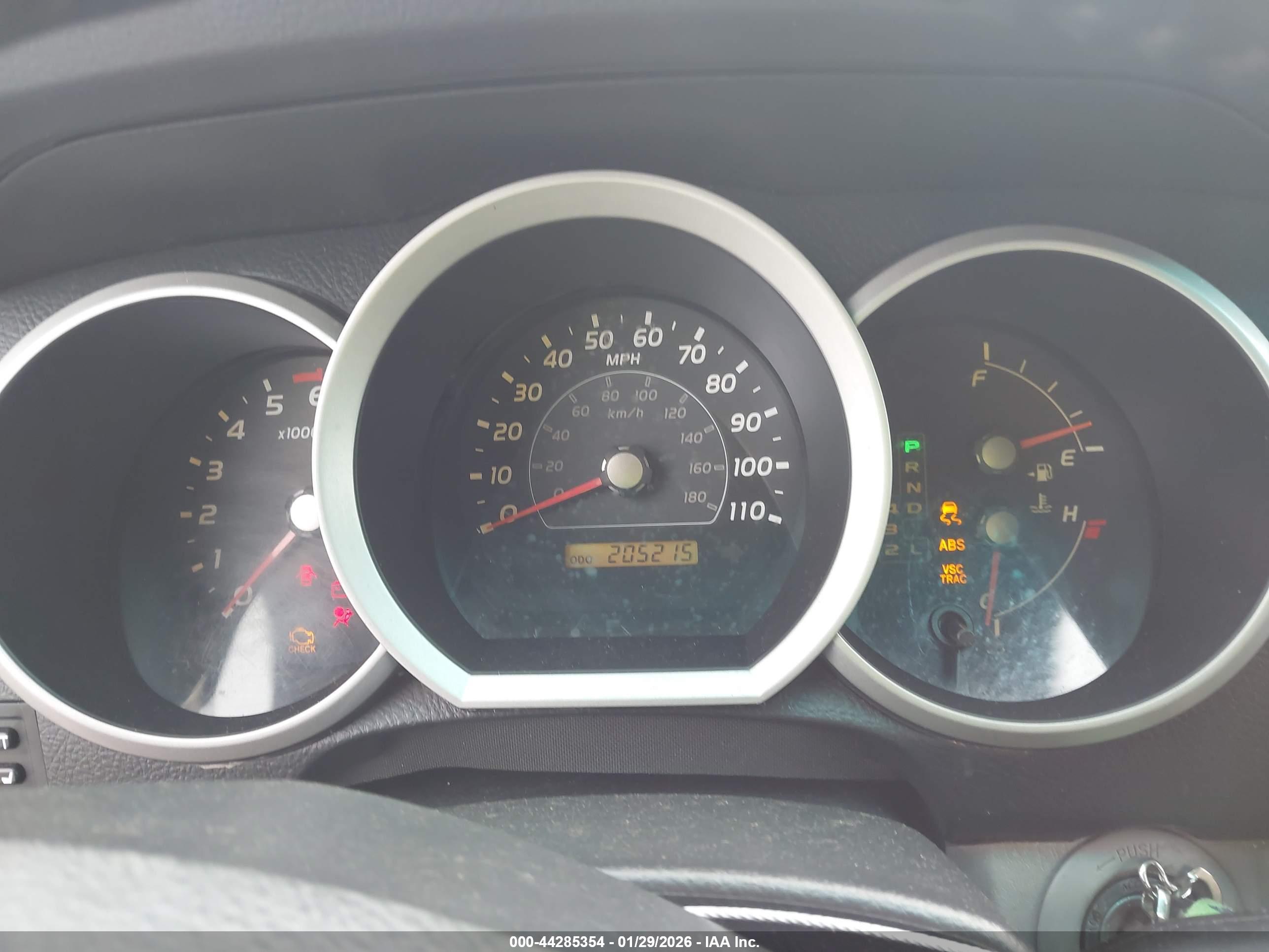 TOYOTA 4RUNNER image 7