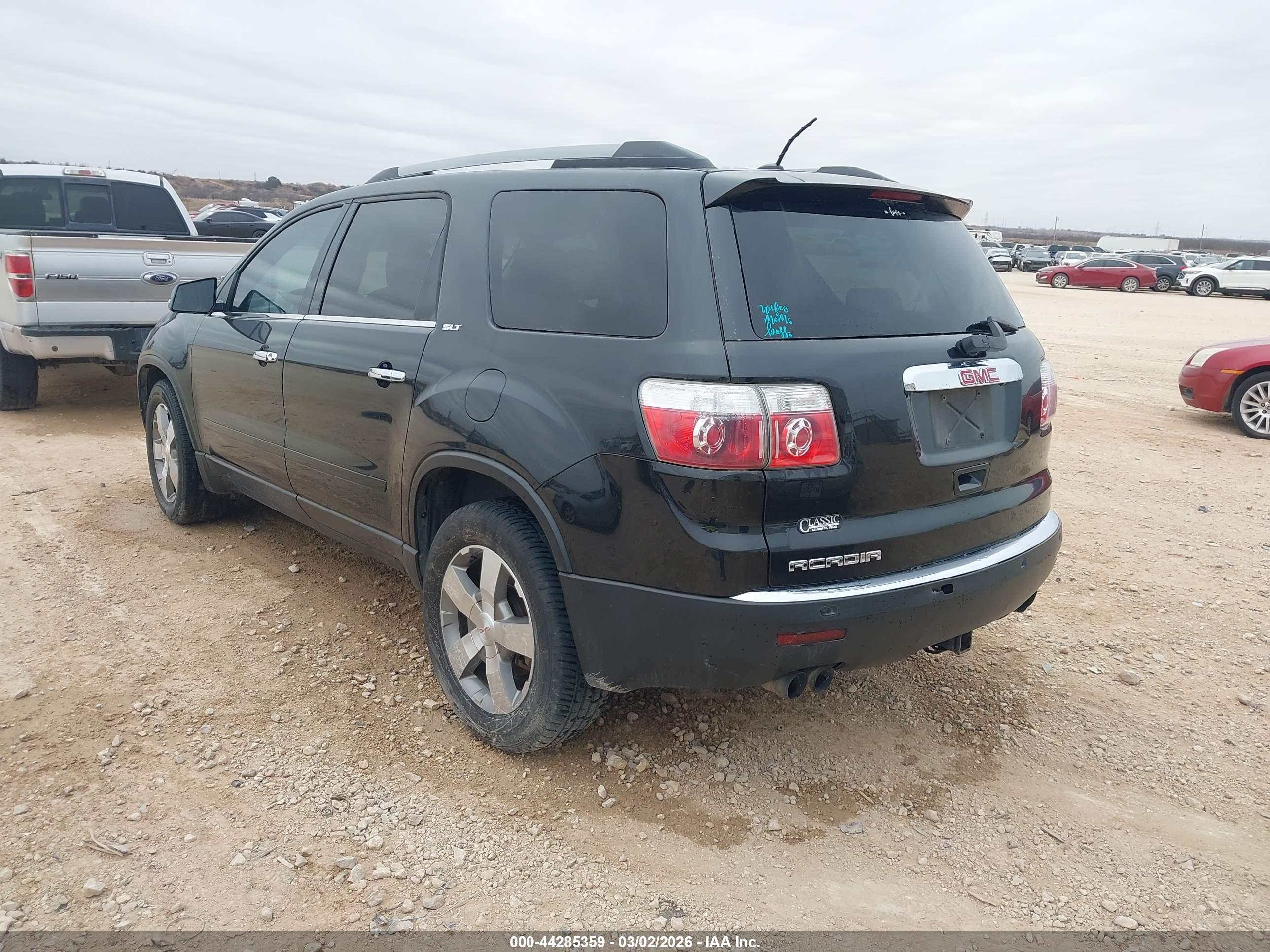 GMC ACADIA image 3