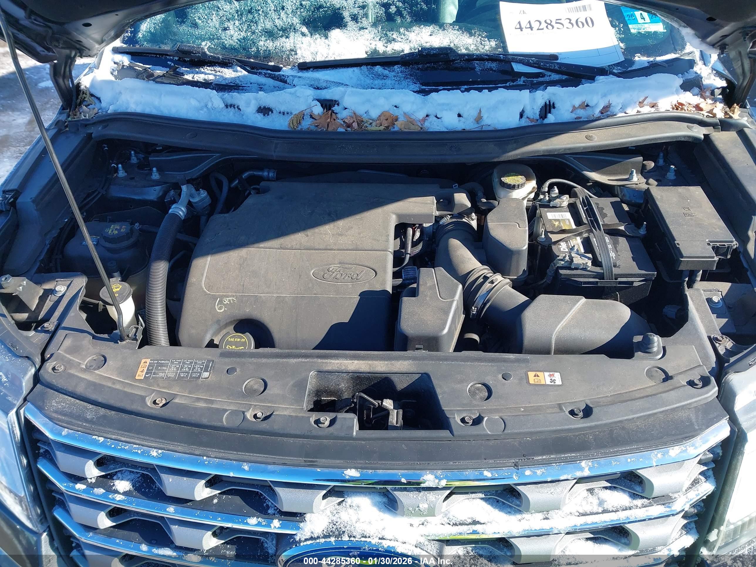 FORD EXPLORER image 10