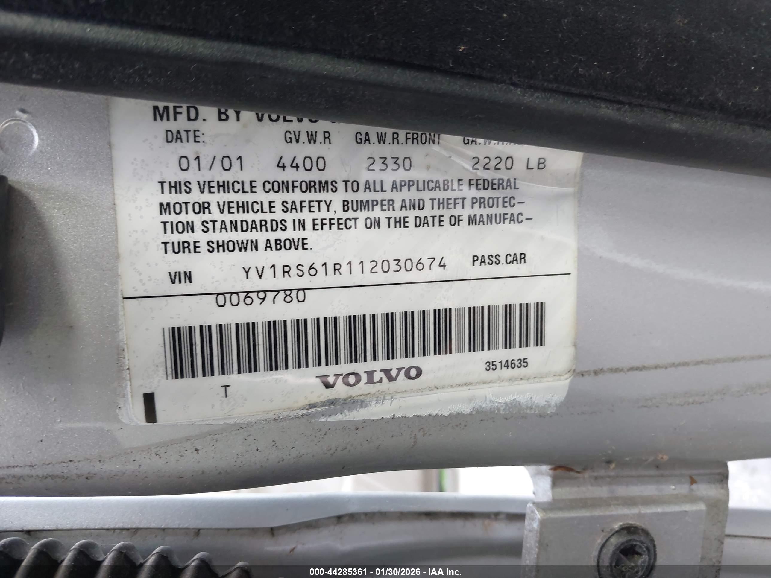 VOLVO S60 image 9