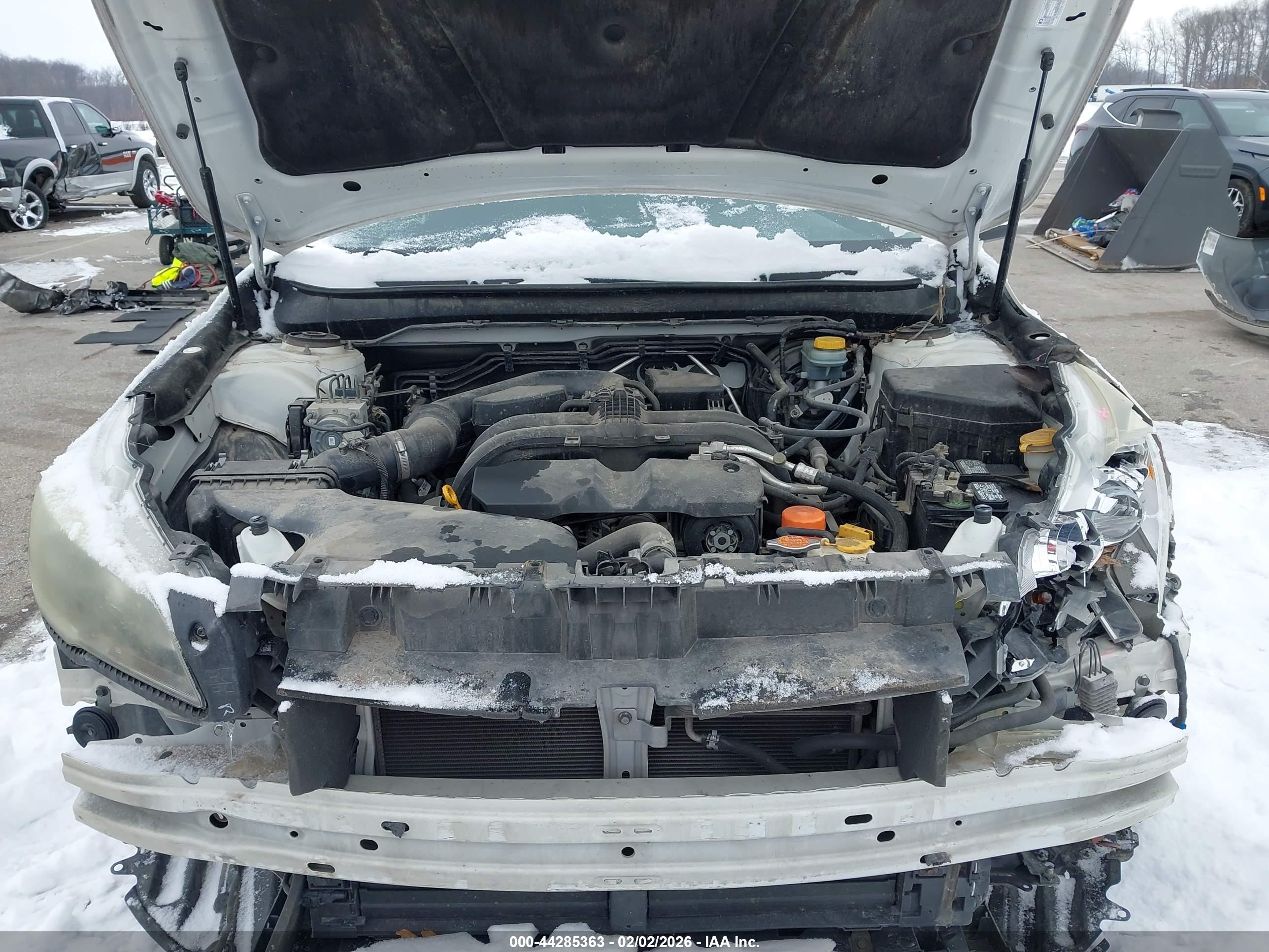 SUBARU OUTBACK image 10