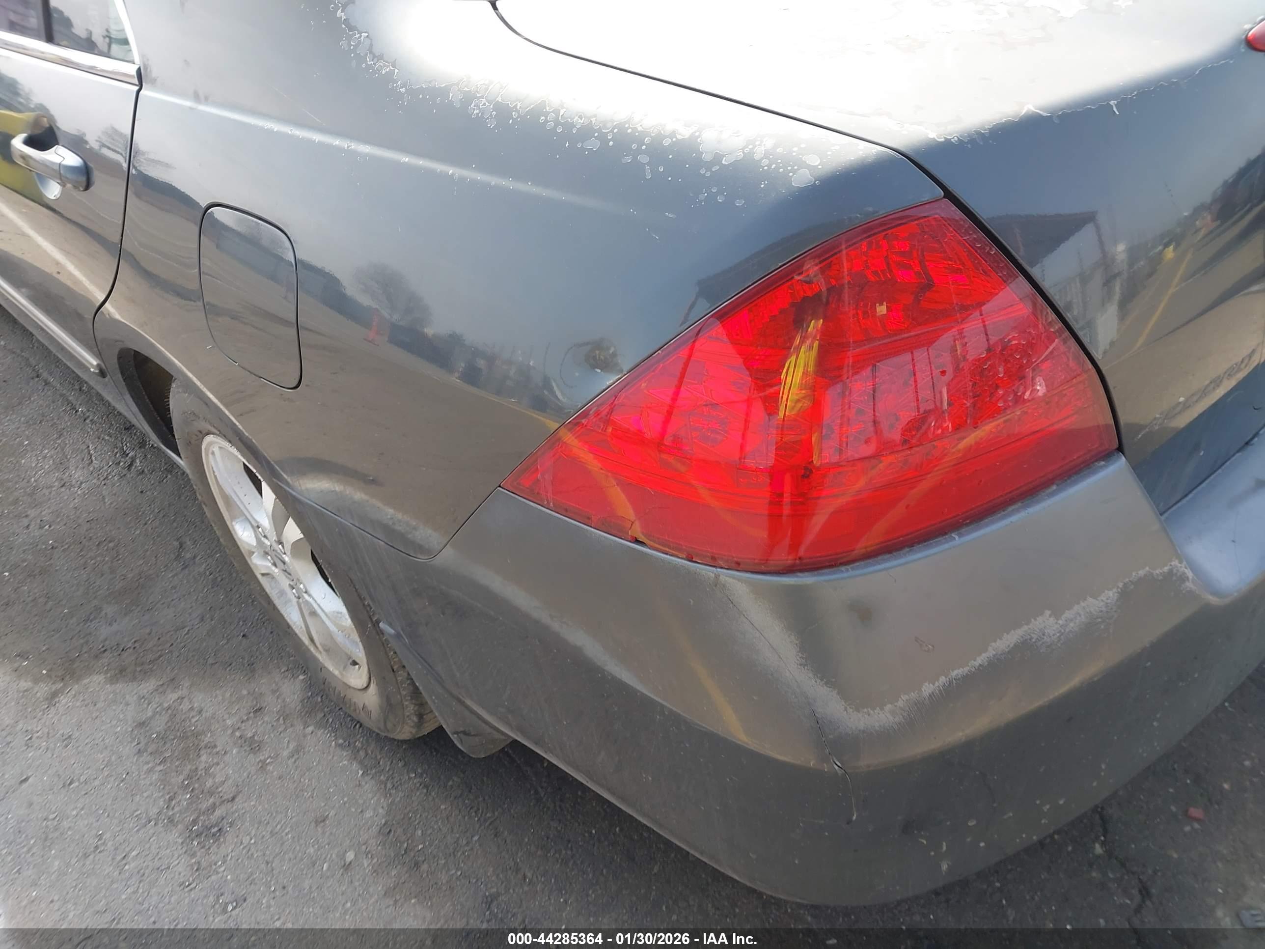 HONDA ACCORD image 6