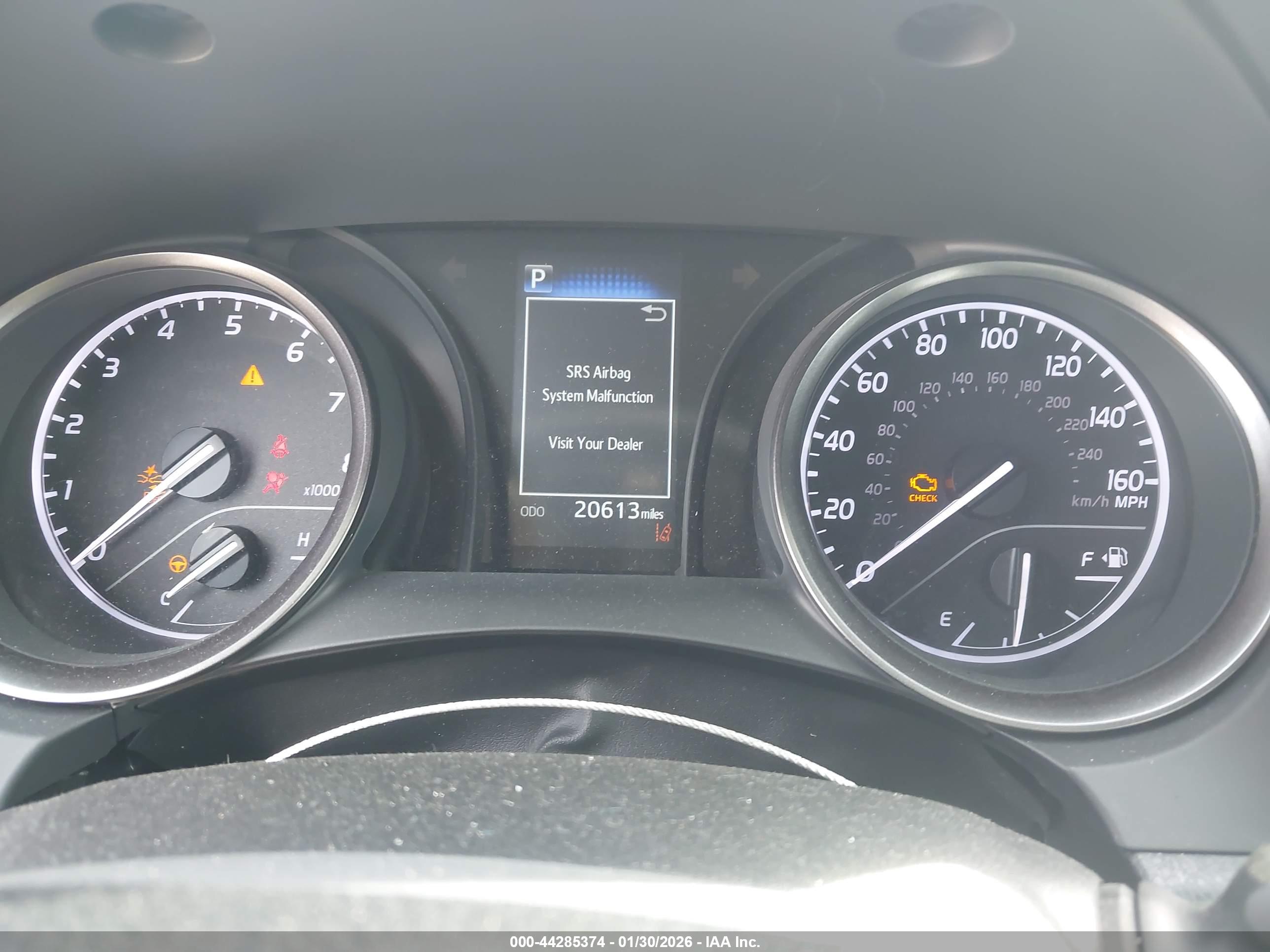 TOYOTA CAMRY image 7