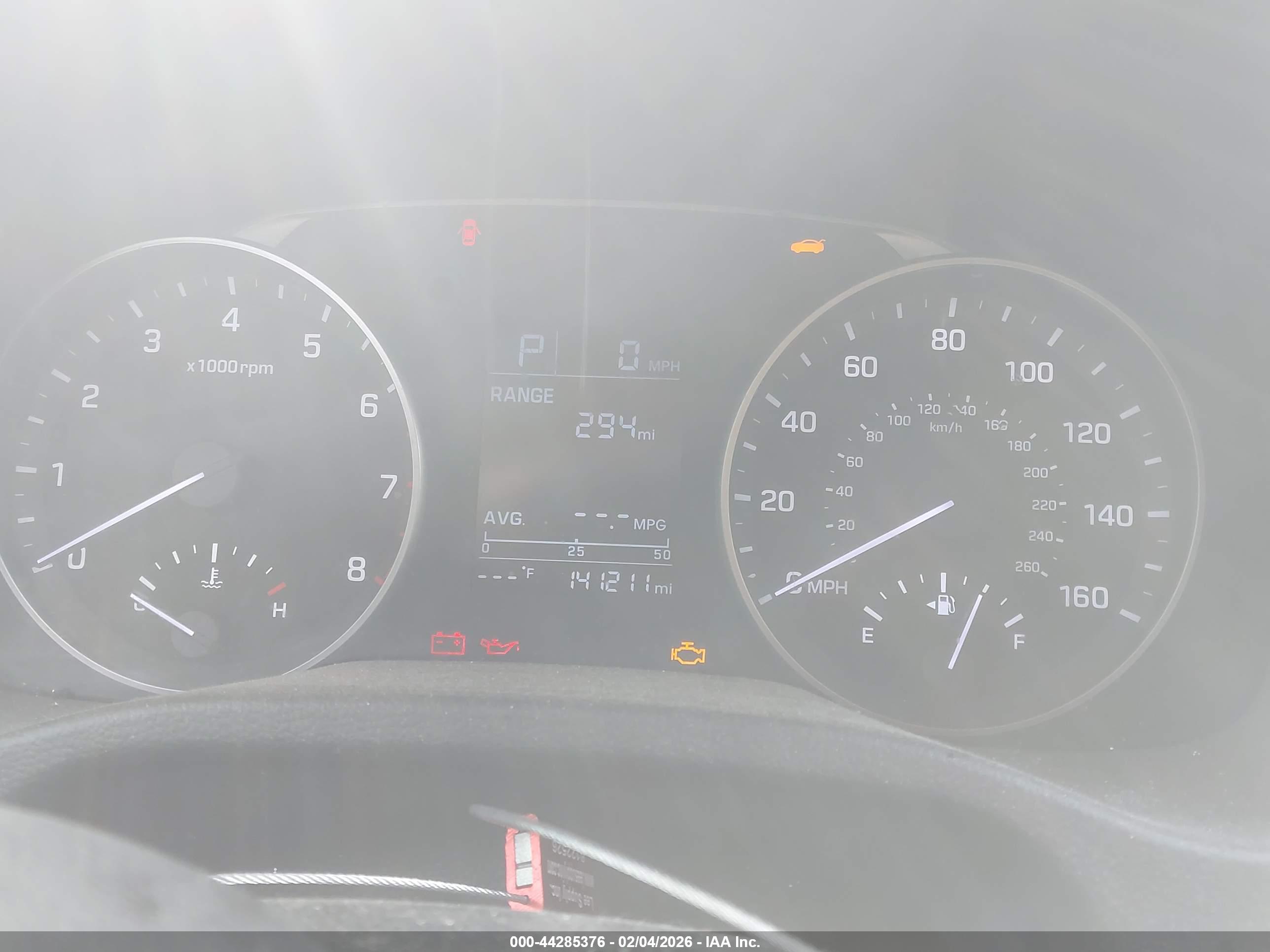 HYUNDAI ELANTRA image 7