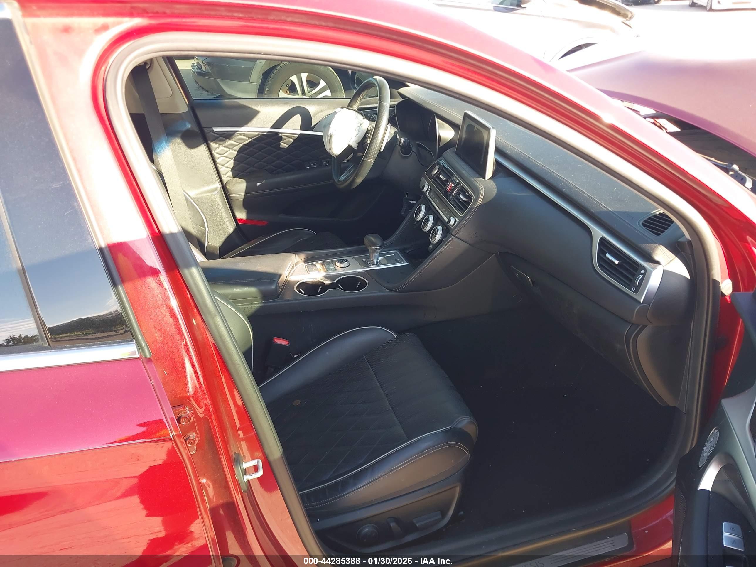 GENESIS G70 image 5