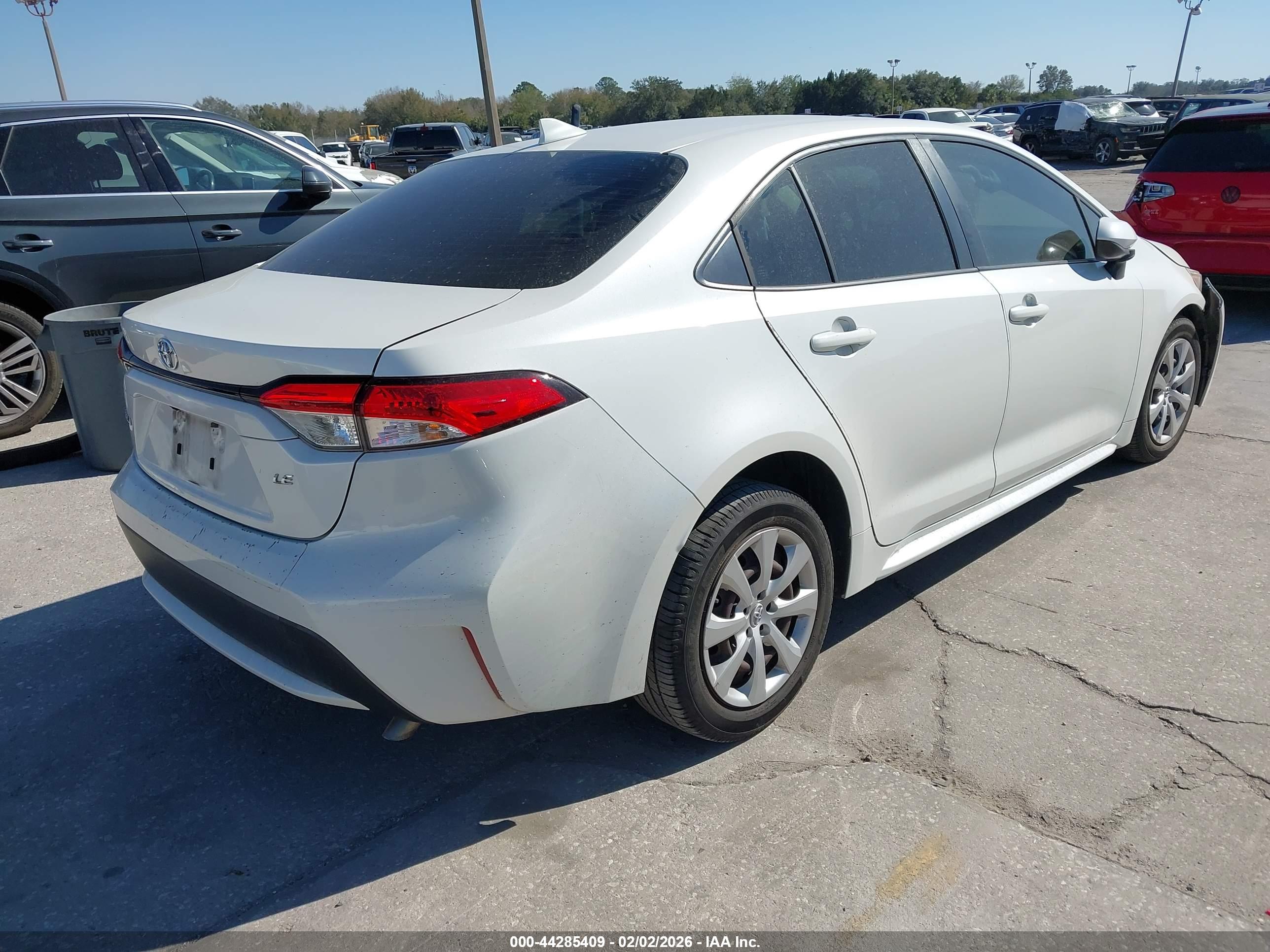 TOYOTA COROLLA image 4