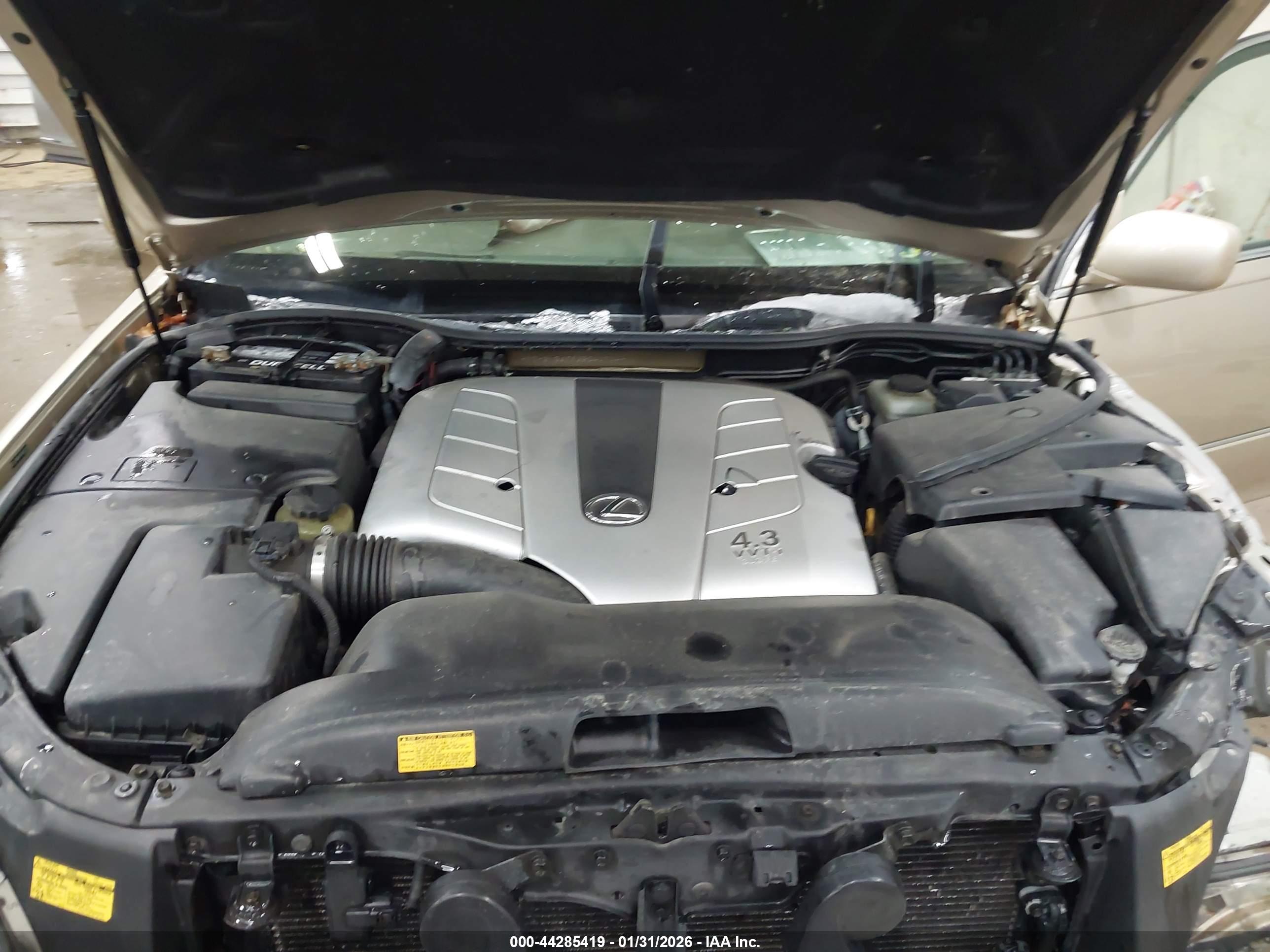 LEXUS LS image 10