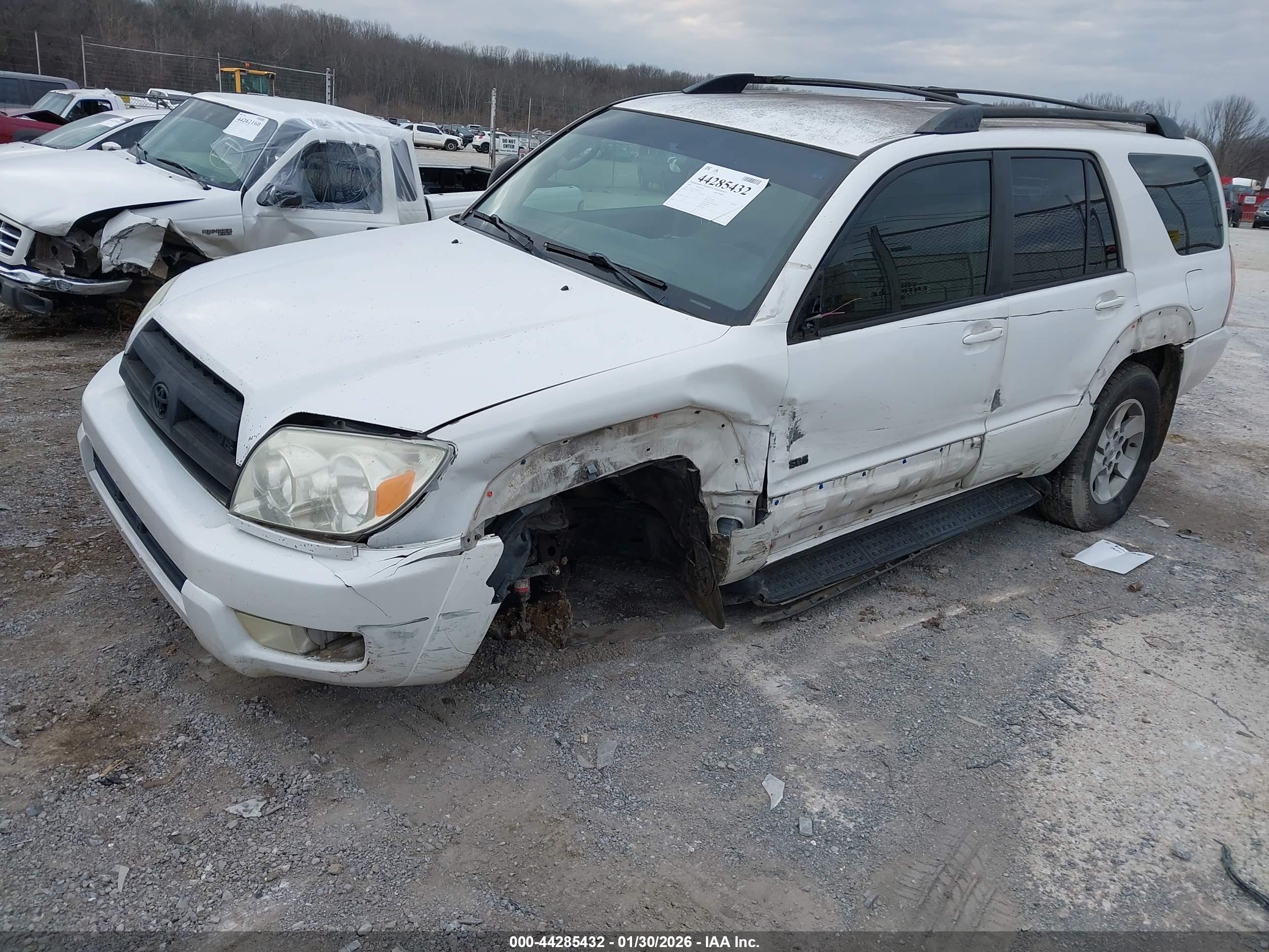 TOYOTA 4RUNNER image 2