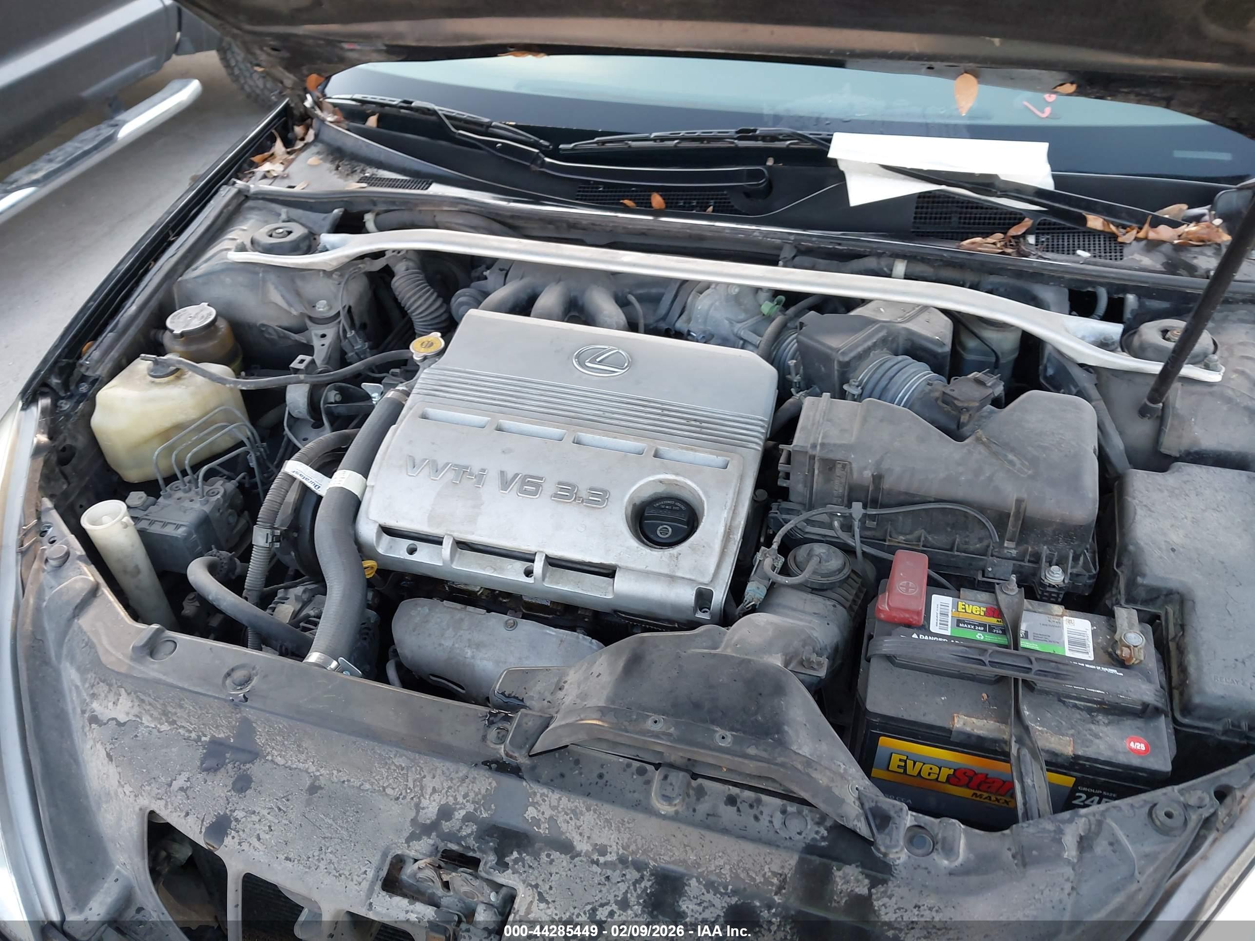 LEXUS ES image 10