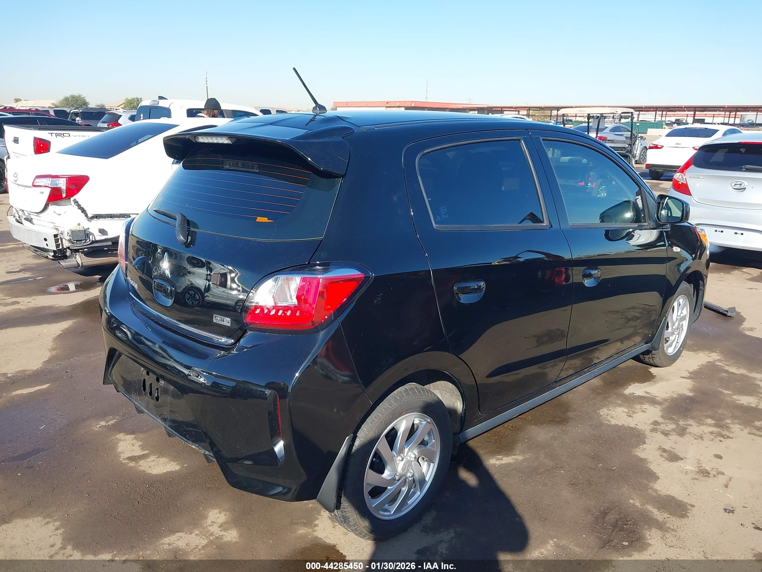 MITSUBISHI MIRAGE image 4