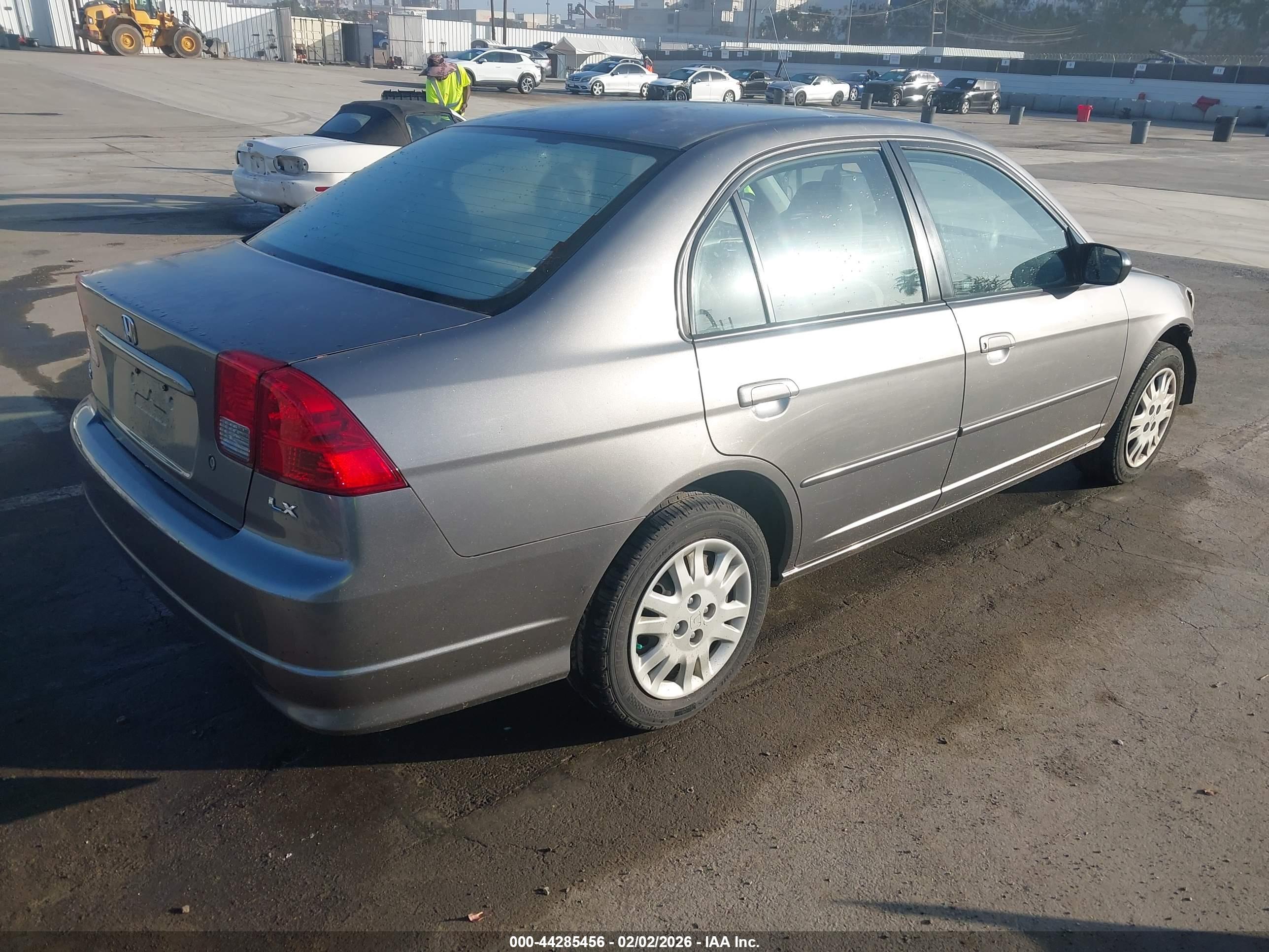 HONDA CIVIC image 4