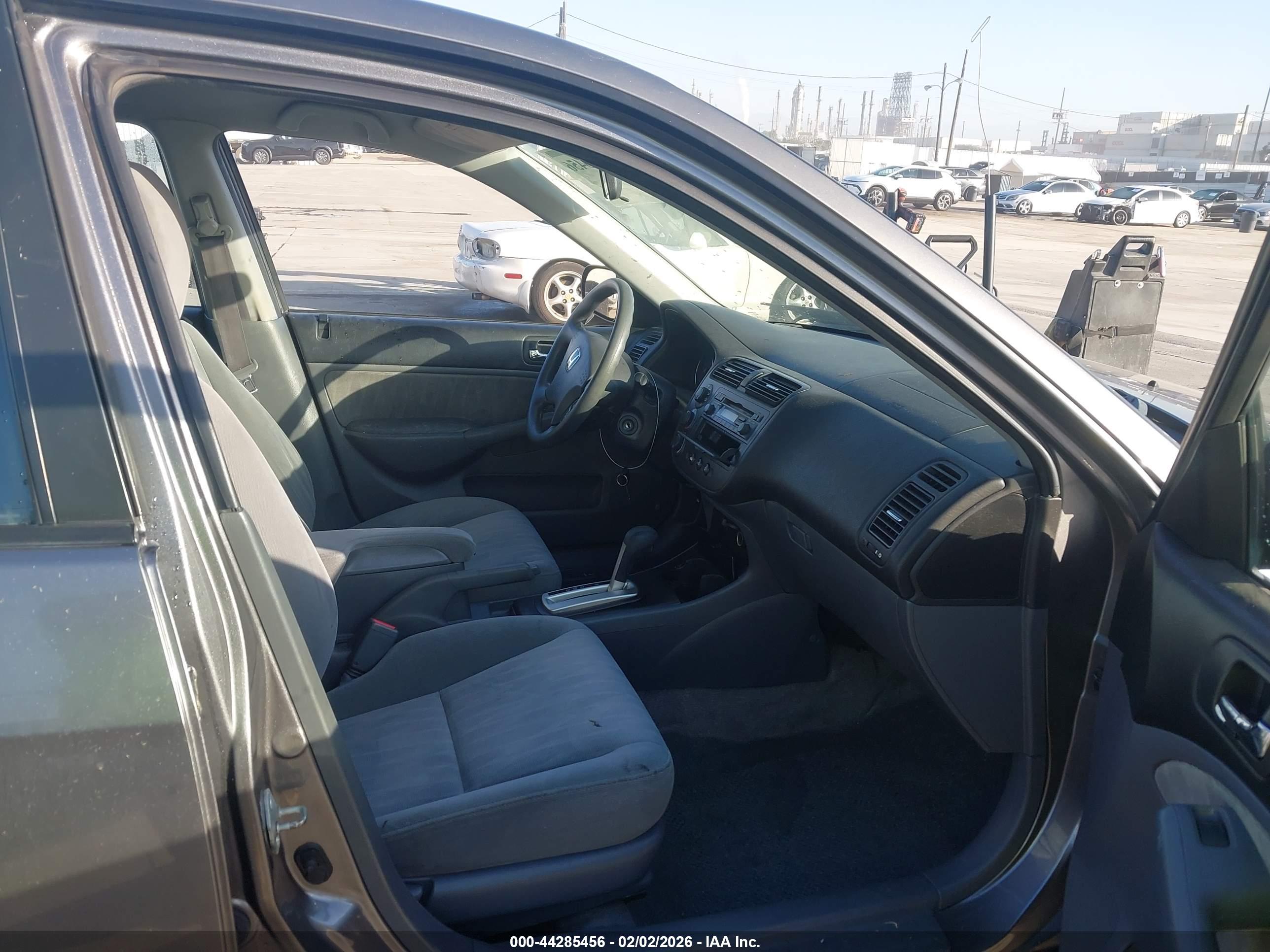 HONDA CIVIC image 5
